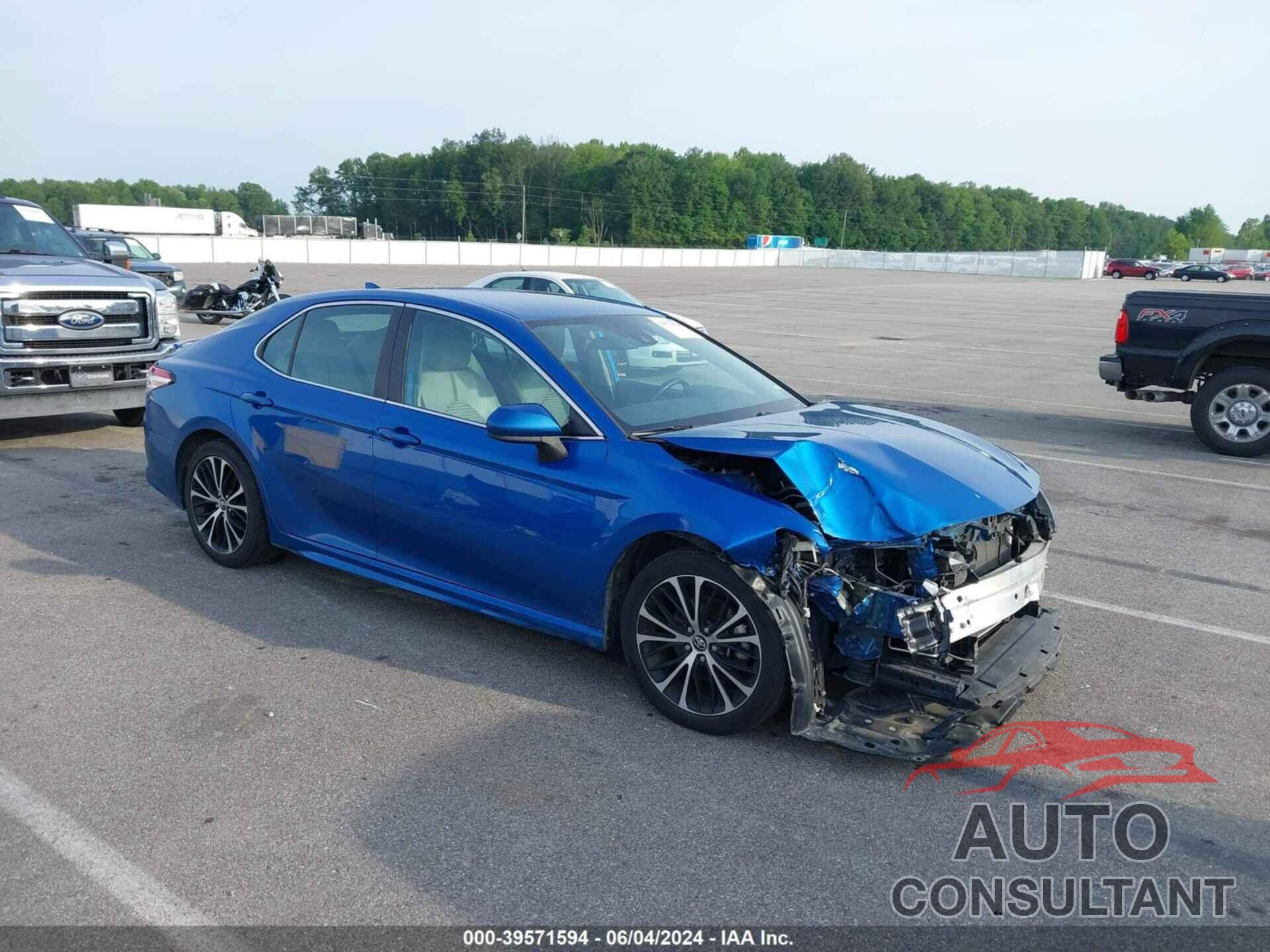 TOYOTA CAMRY 2020 - 4T1G11AK2LU325257