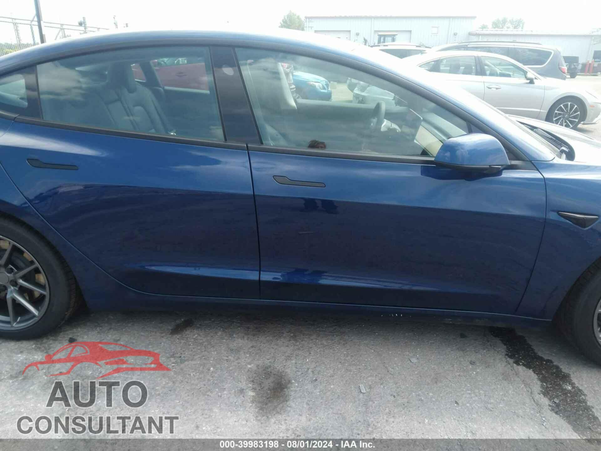 TESLA MODEL 3 2021 - 5YJ3E1EB6MF848082