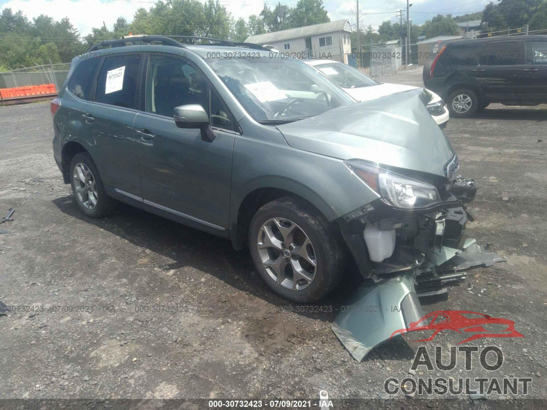 SUBARU FORESTER 2018 - JF2SJAWC1JH418651