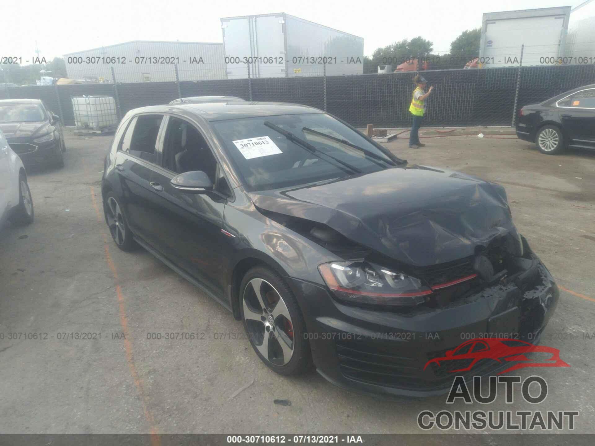 VOLKSWAGEN GOLF GTI 2016 - 3VW4T7AU4GM015141