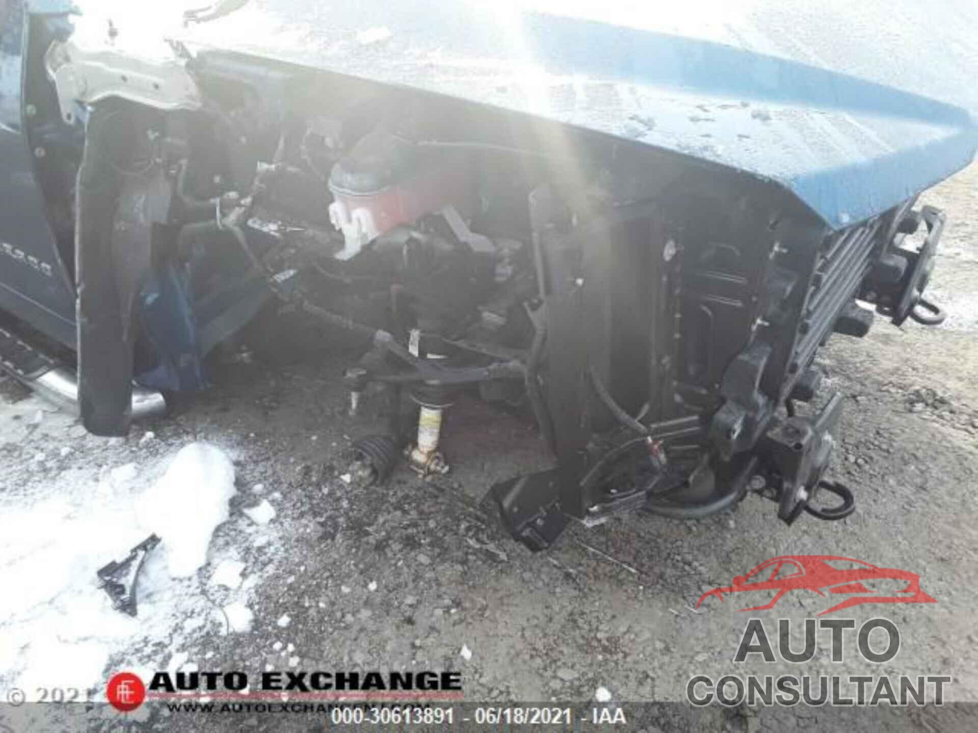 CHEVROLET SILVERADO 1500 2018 - 3GCUKREC7JG287465