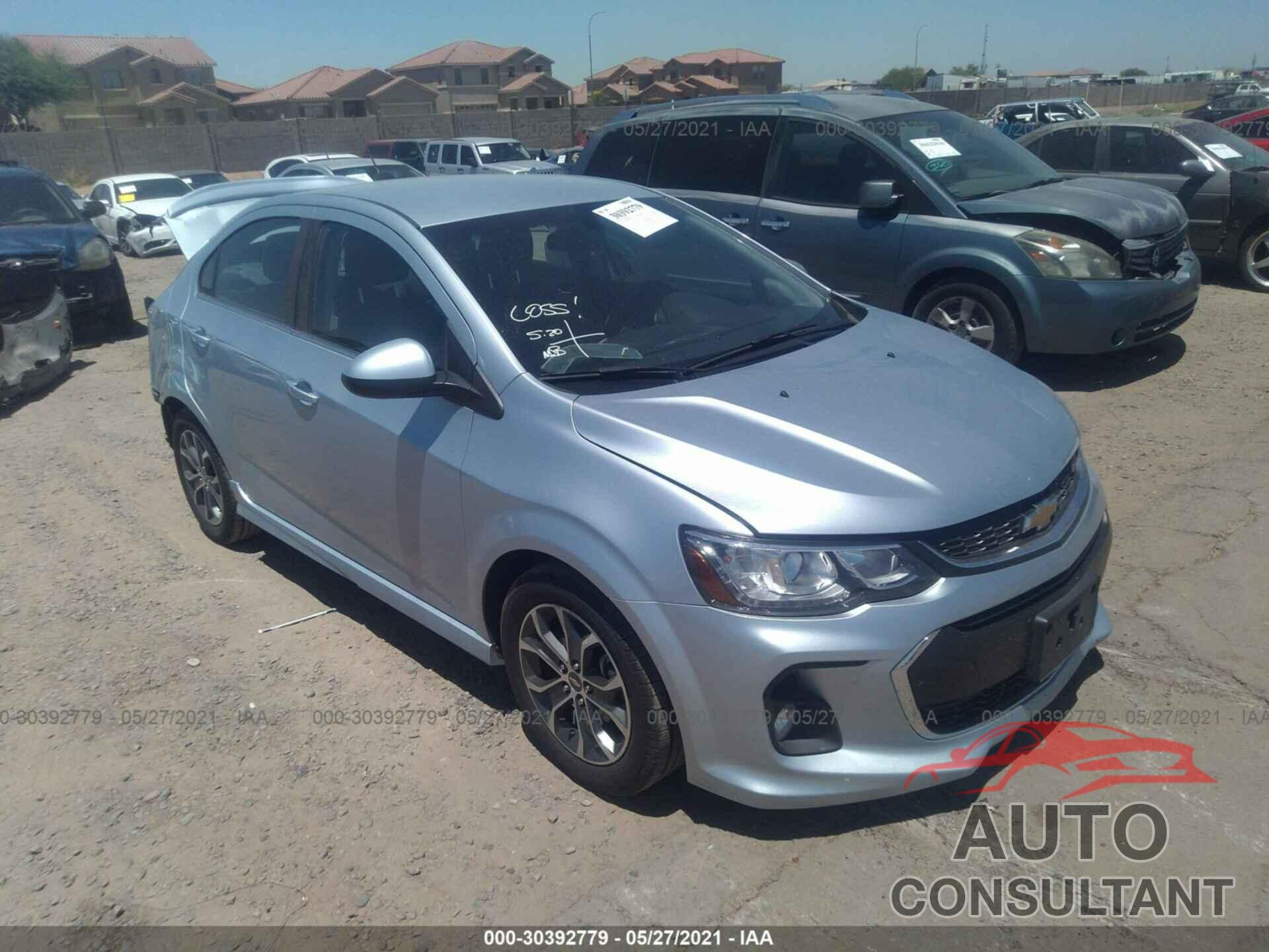 CHEVROLET SONIC 2017 - 1G1JD5SH1H4110531