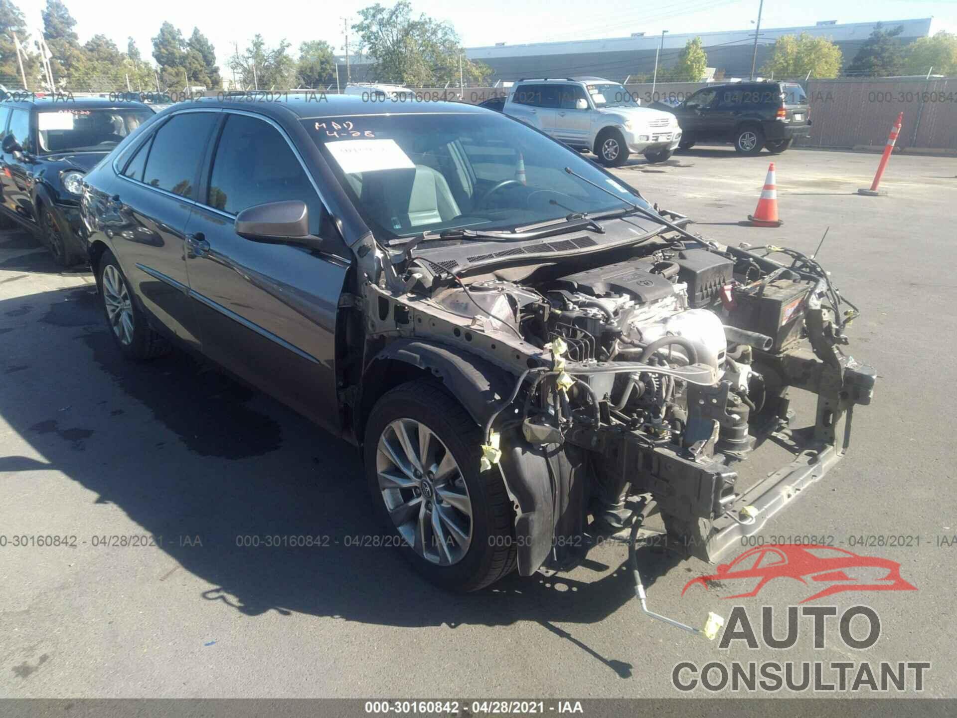 TOYOTA CAMRY 2016 - 4T4BF1FK1GR553136
