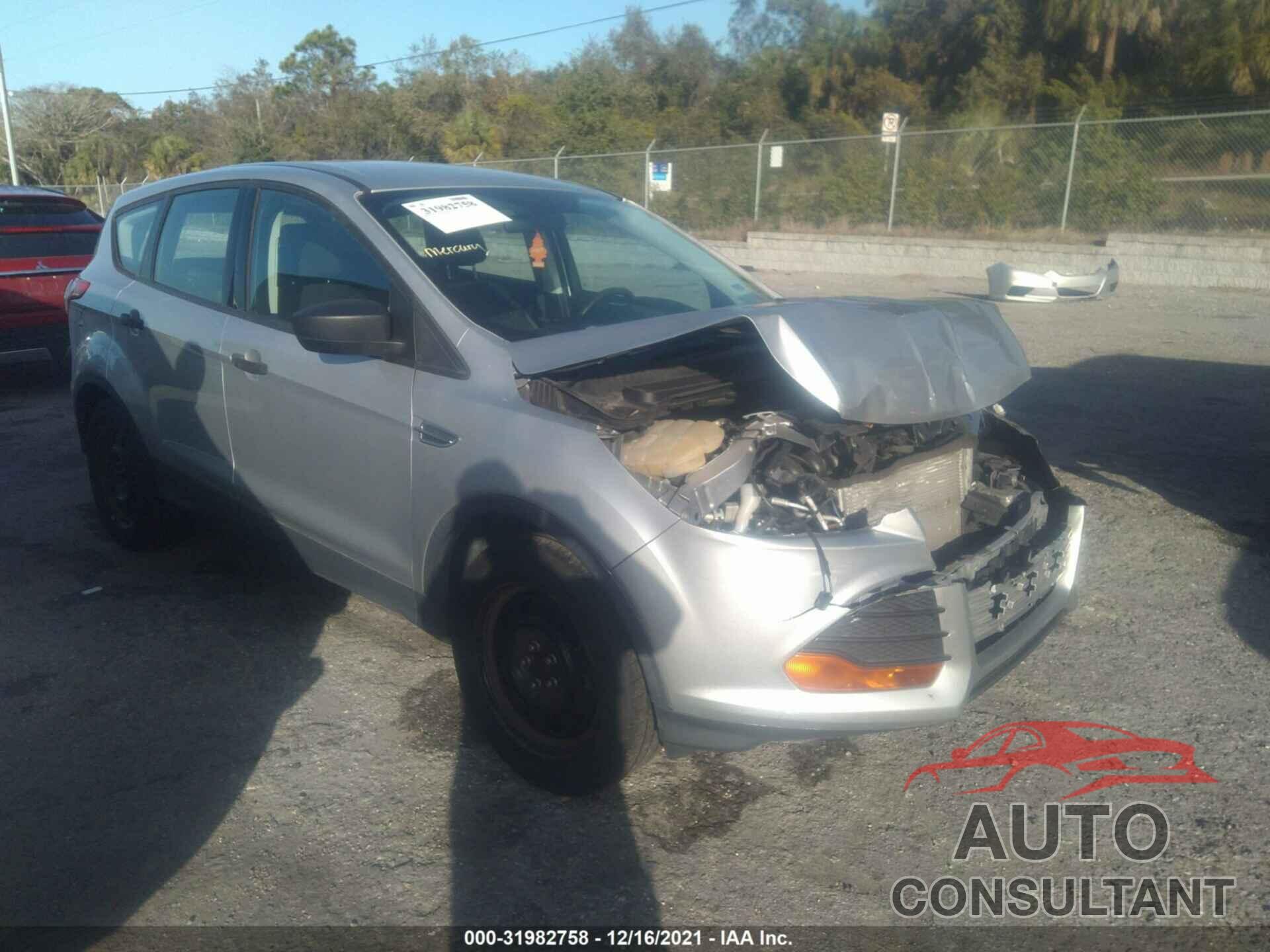 FORD ESCAPE 2016 - 1FMCU0F76GUB66981