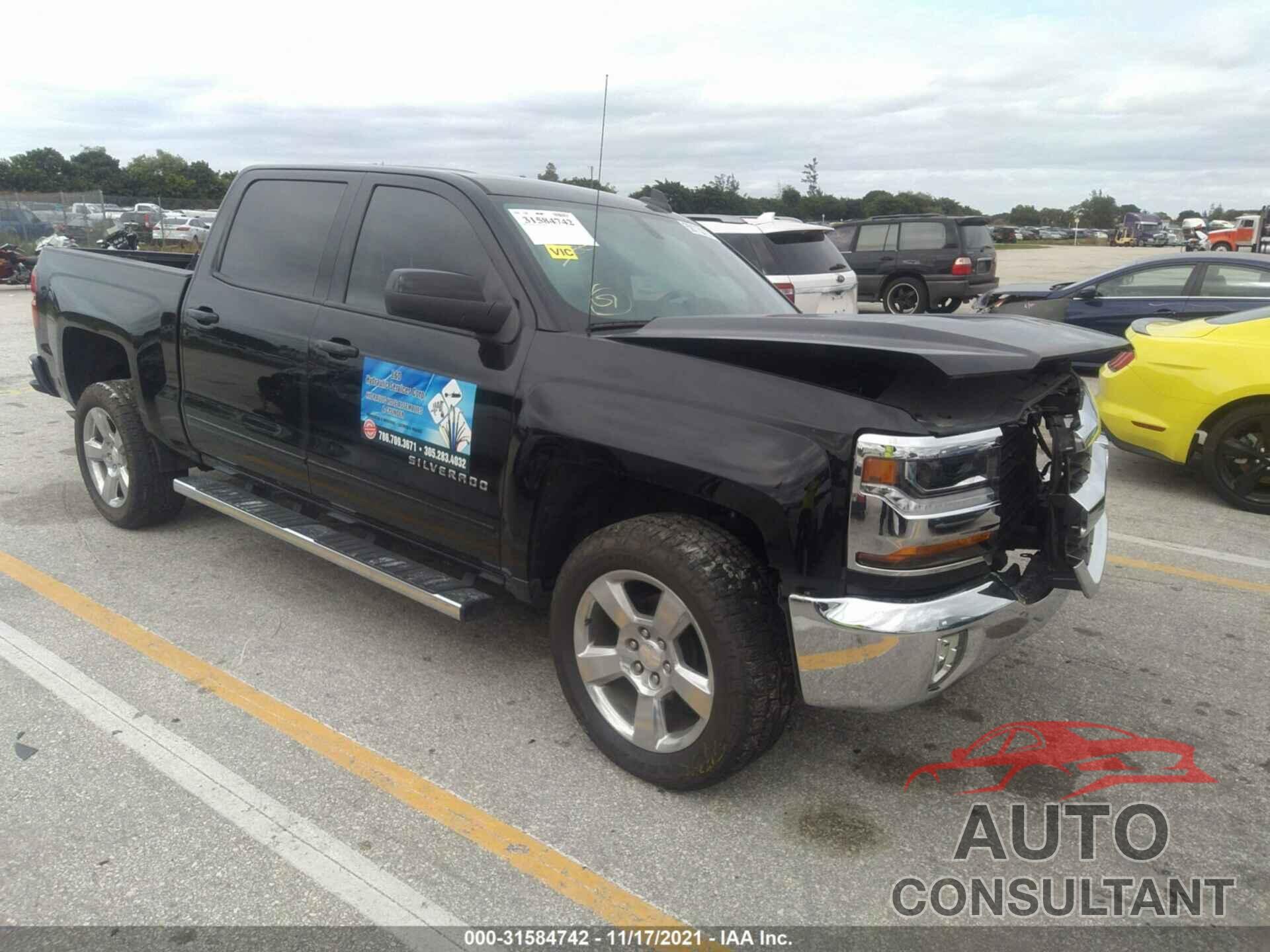 CHEVROLET SILVERADO 1500 2018 - 3GCPCREC0JG573619