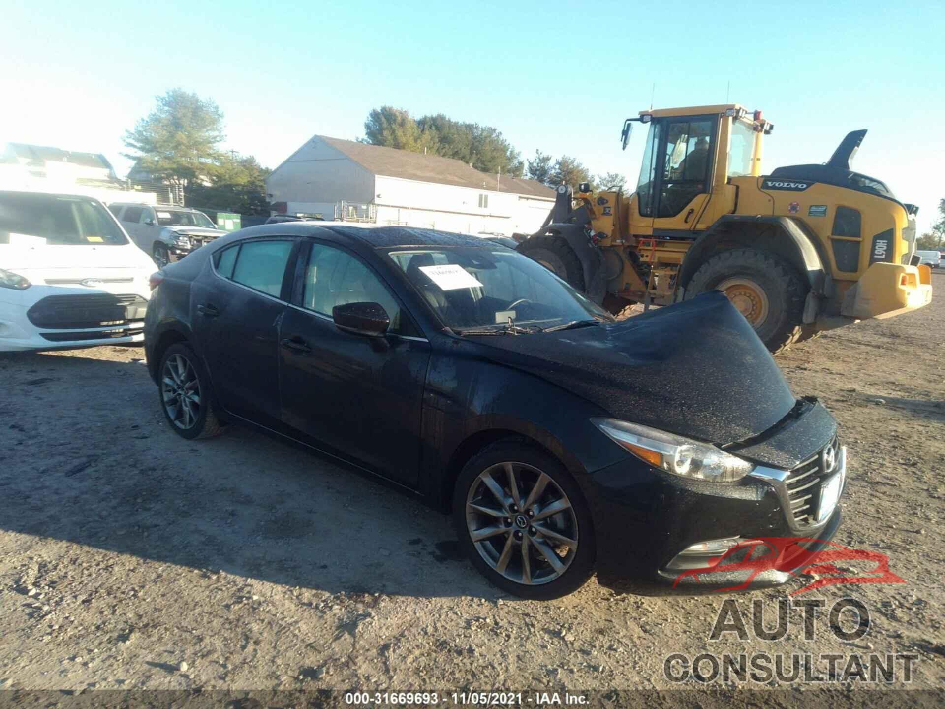 MAZDA MAZDA3 4-DOOR 2018 - 3MZBN1V37JM243349