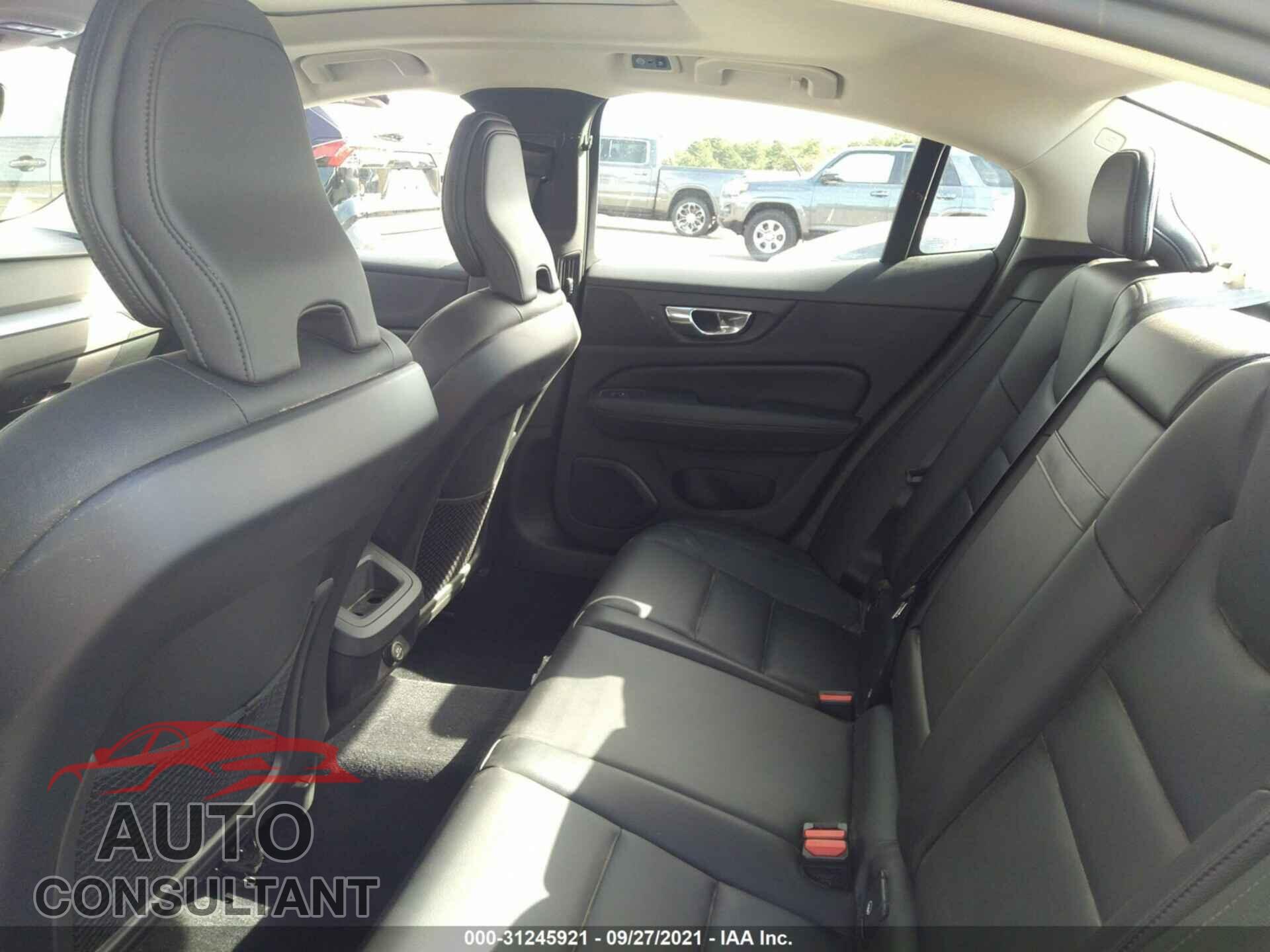 VOLVO S60 2019 - 7JRA22TK8KG009886