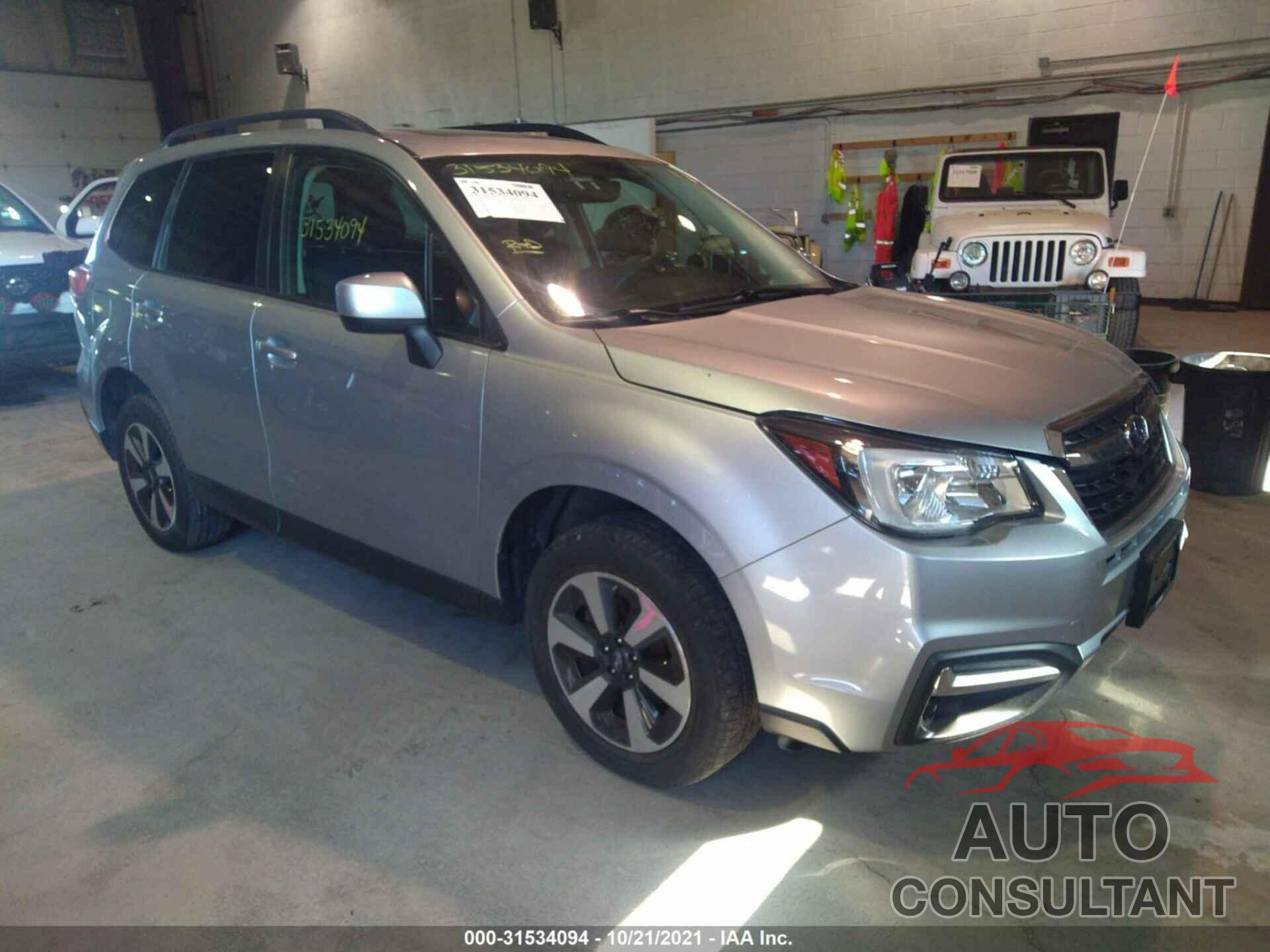 SUBARU FORESTER 2018 - JF2SJAEC3JH458196