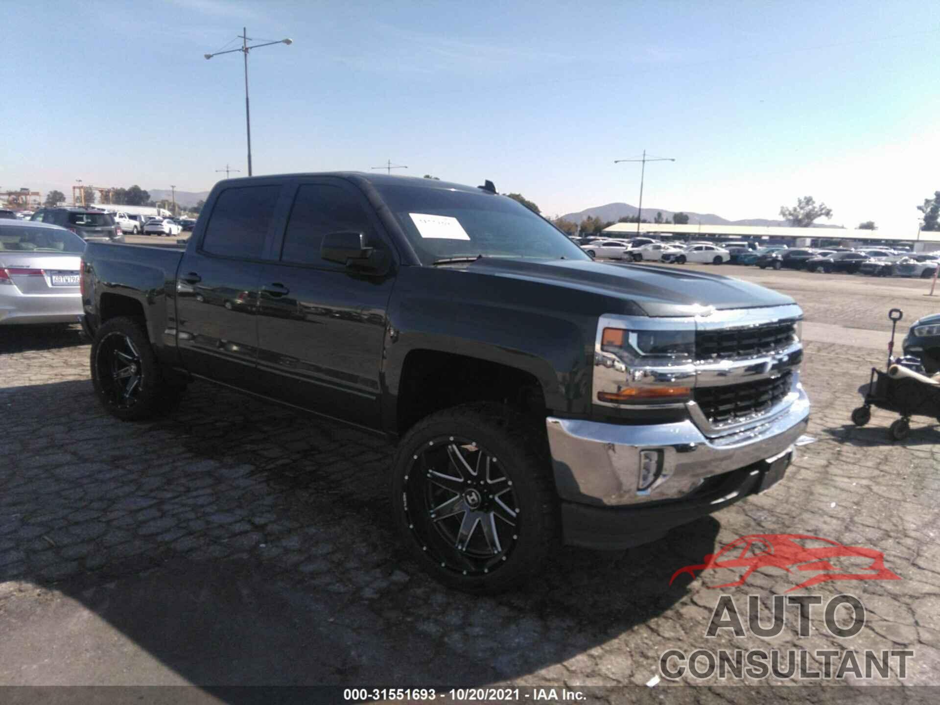 CHEVROLET SILVERADO 1500 2018 - 3GCPCREC1JG325623