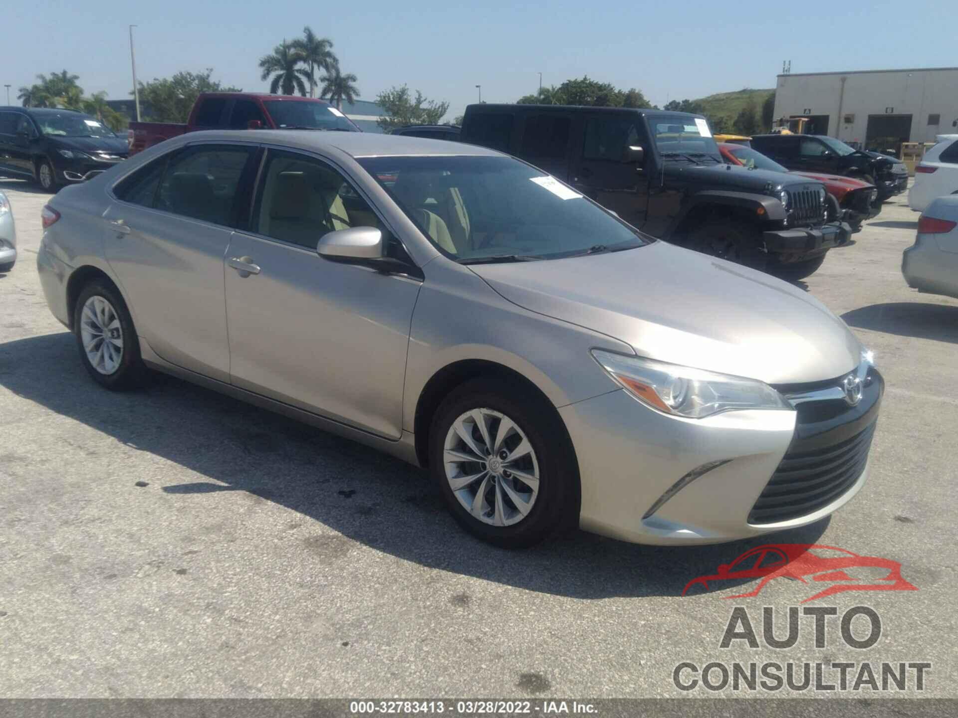 TOYOTA CAMRY 2016 - 4T4BF1FK0GR531645