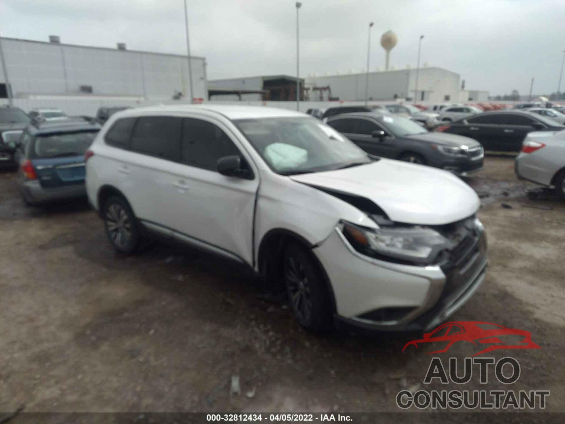 MITSUBISHI OUTLANDER 2020 - JA4AD2A35LZ046768