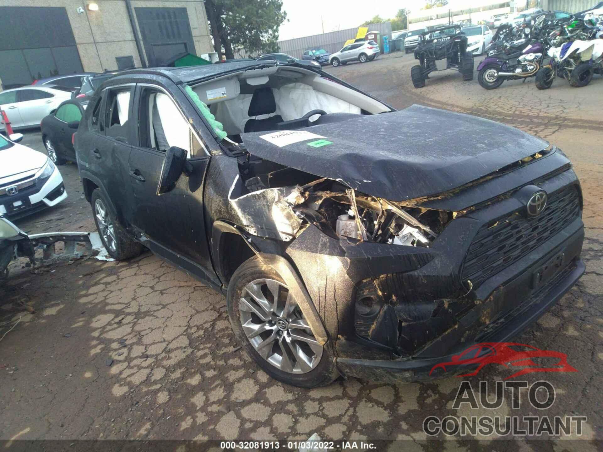 TOYOTA RAV4 2019 - JTMA1RFV5KJ001585