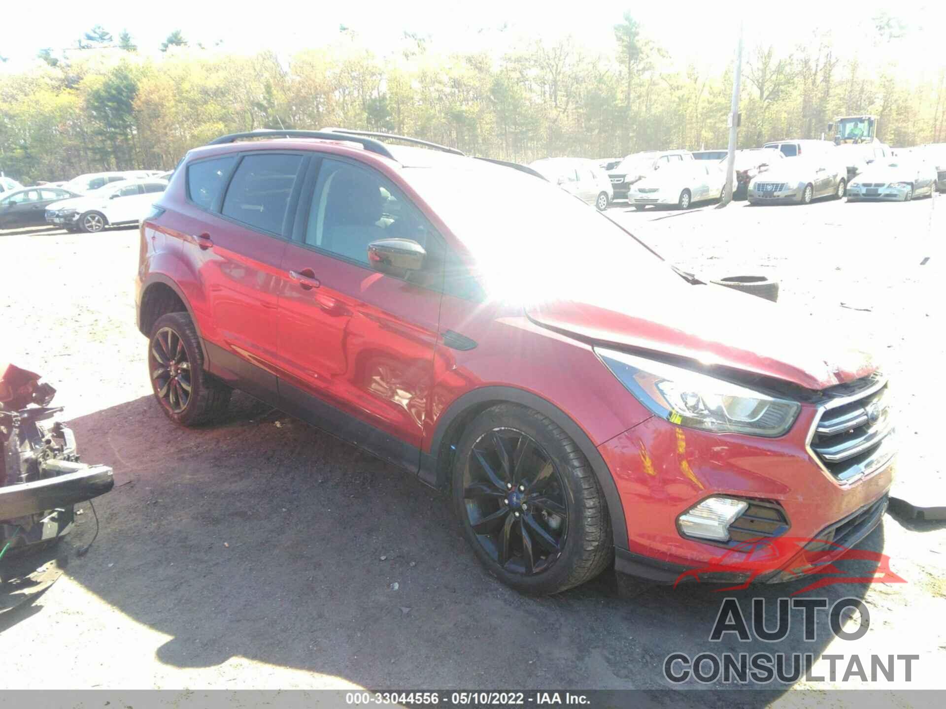 FORD ESCAPE 2017 - 1FMCU9G92HUB71004