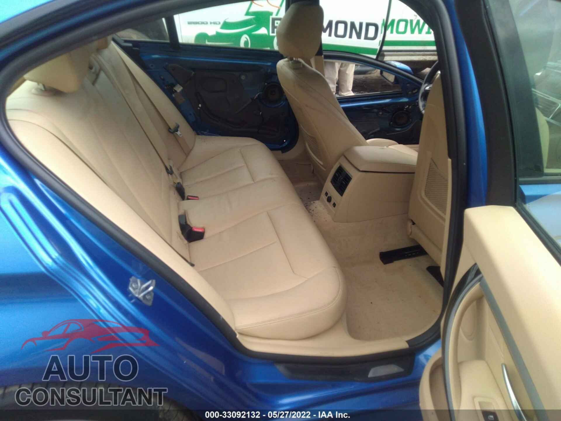 BMW 3 SERIES 2016 - WBA8E3G56GNU03403