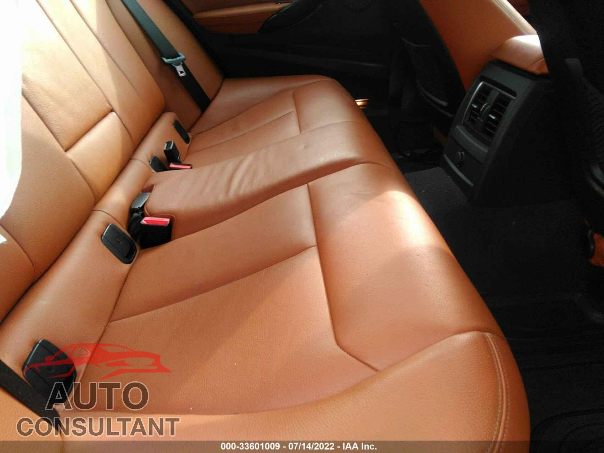 BMW 3 SERIES 2016 - WBA8E9G58GNU29133