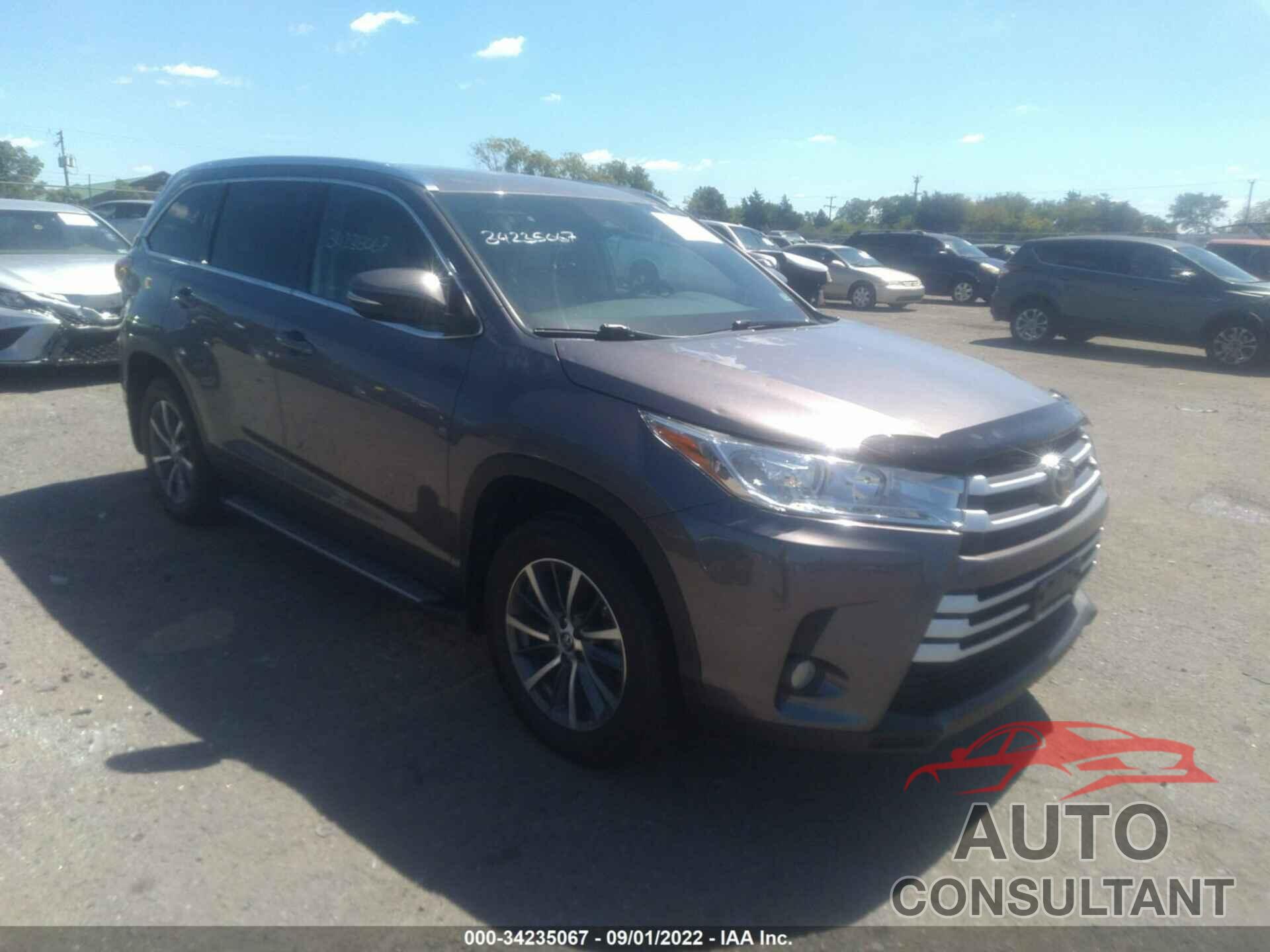 TOYOTA HIGHLANDER 2019 - 5TDJZRFH6KS715232