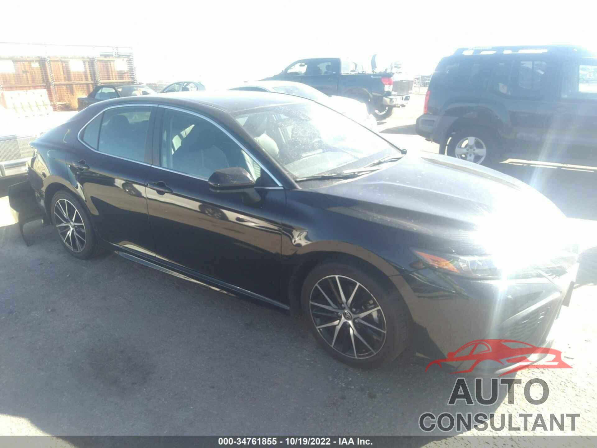 TOYOTA CAMRY 2021 - 4T1G11AK2MU607626