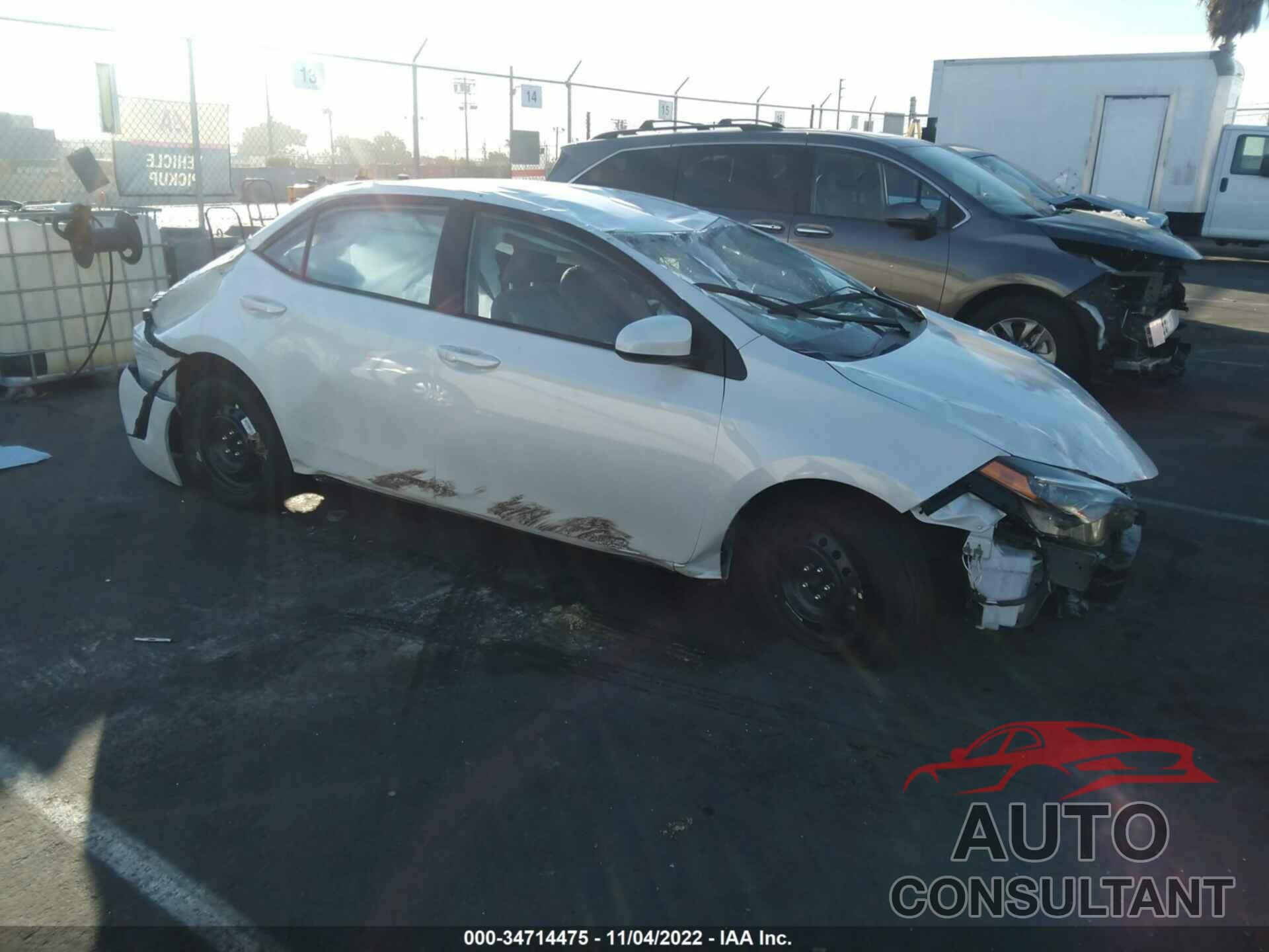 TOYOTA COROLLA 2018 - 5YFBURHE8JP788289