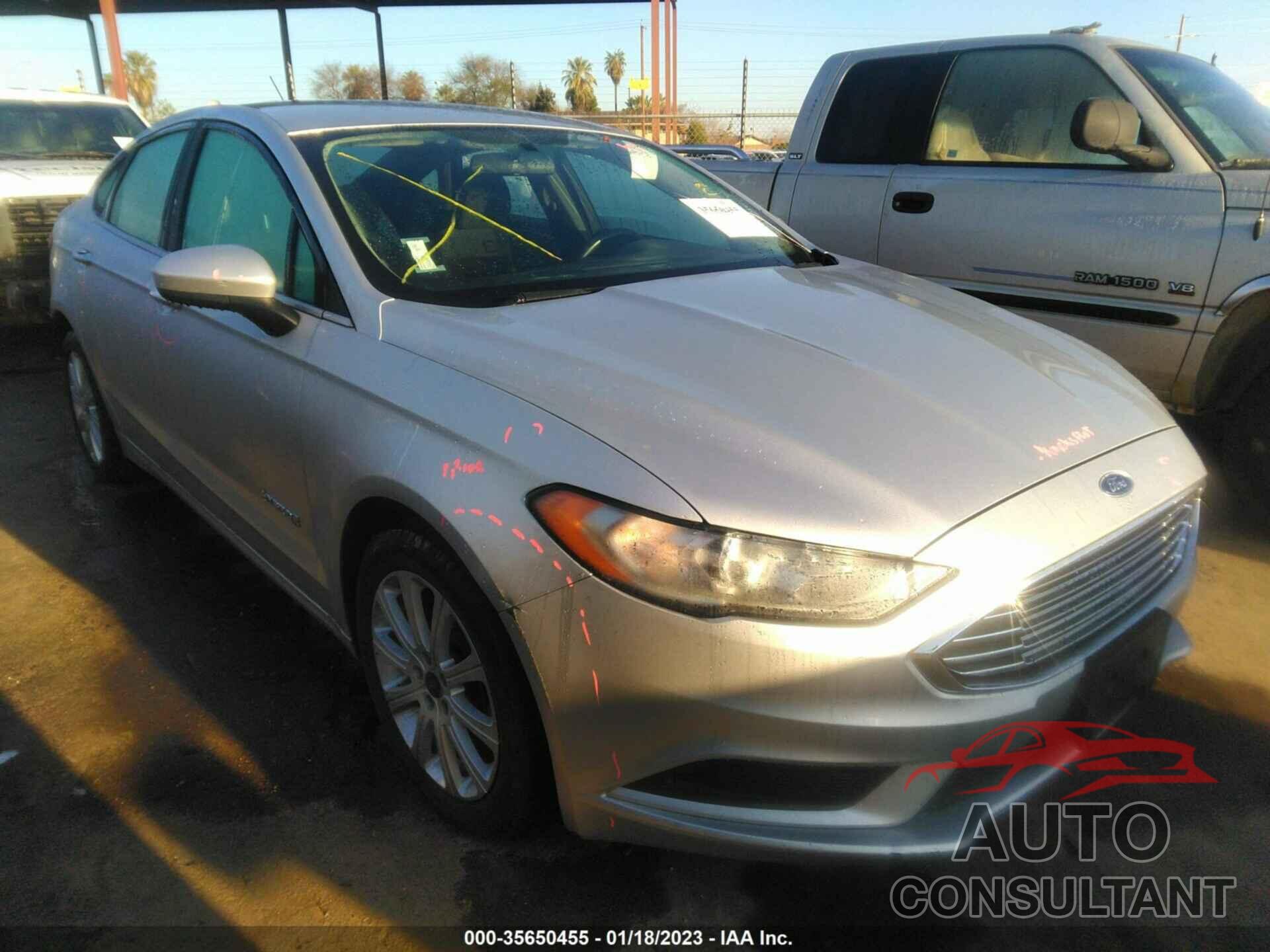 FORD FUSION 2017 - 3FA6P0LU5HR382029