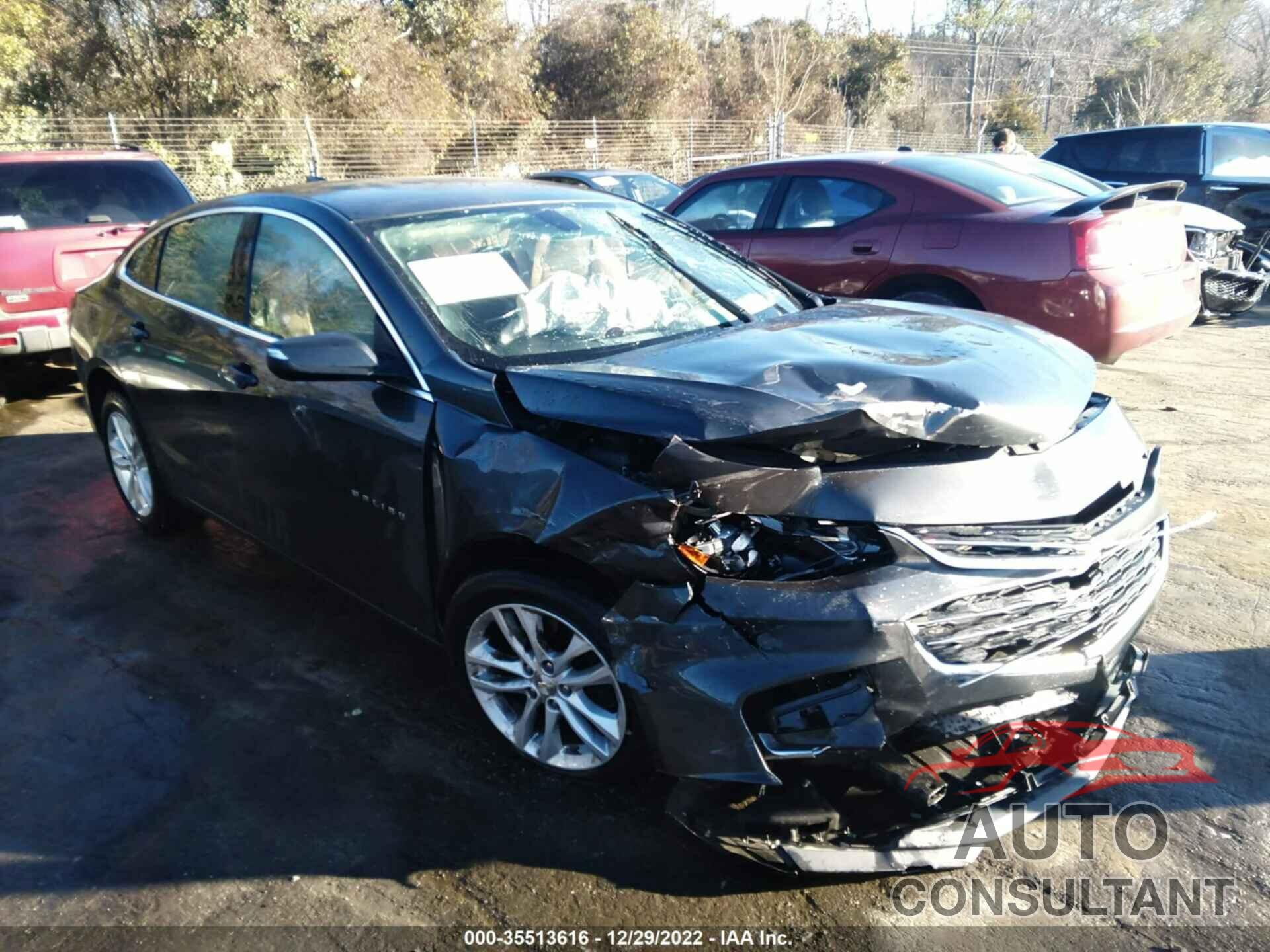 CHEVROLET MALIBU 2018 - 1G1ZD5ST2JF233630