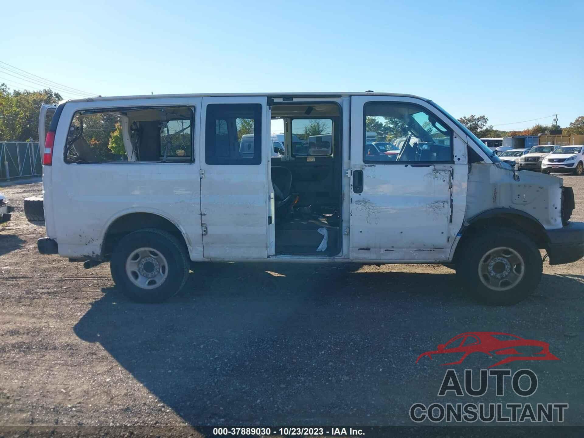 CHEVROLET EXPRESS PASSENGER 2016 - 1GAWGEFG6G1340208