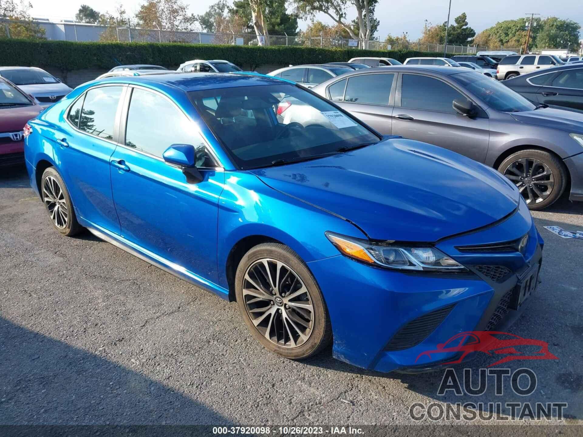 TOYOTA CAMRY 2019 - 4T1B11HK2KU191106