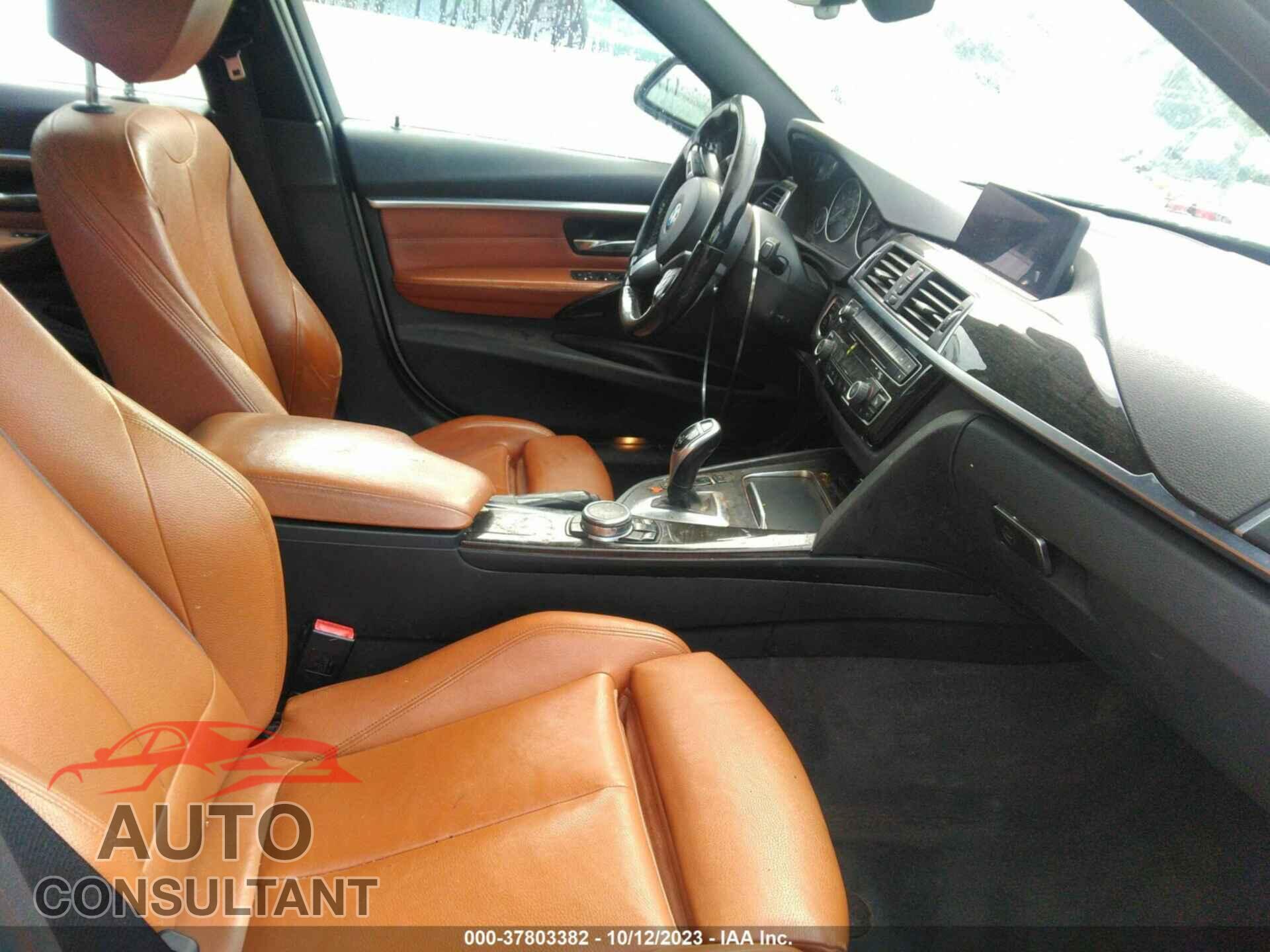 BMW 328I 2016 - WBA8E3G59GNU02651