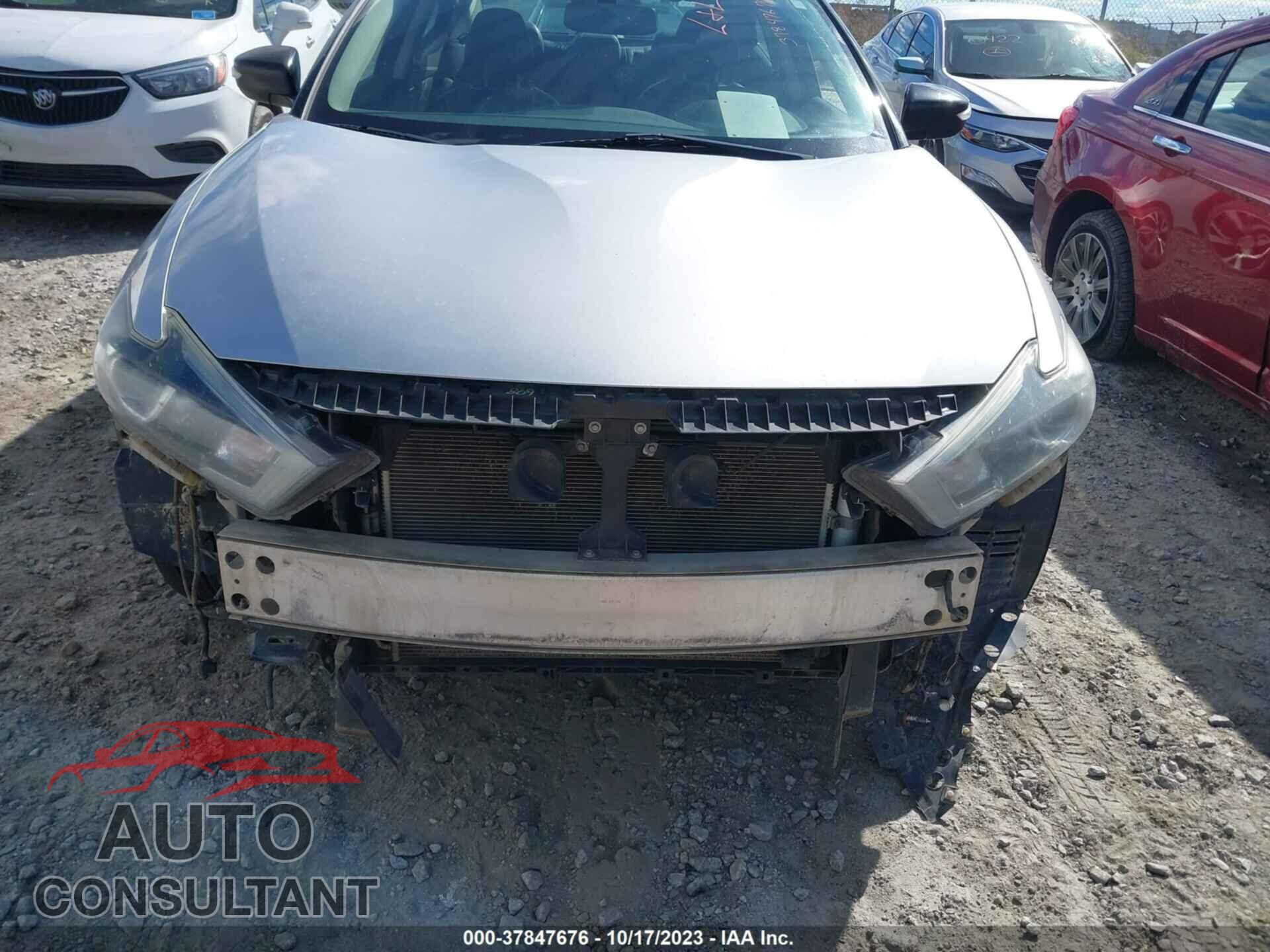 NISSAN MAXIMA 2018 - 1N4AA6AP1JC384876