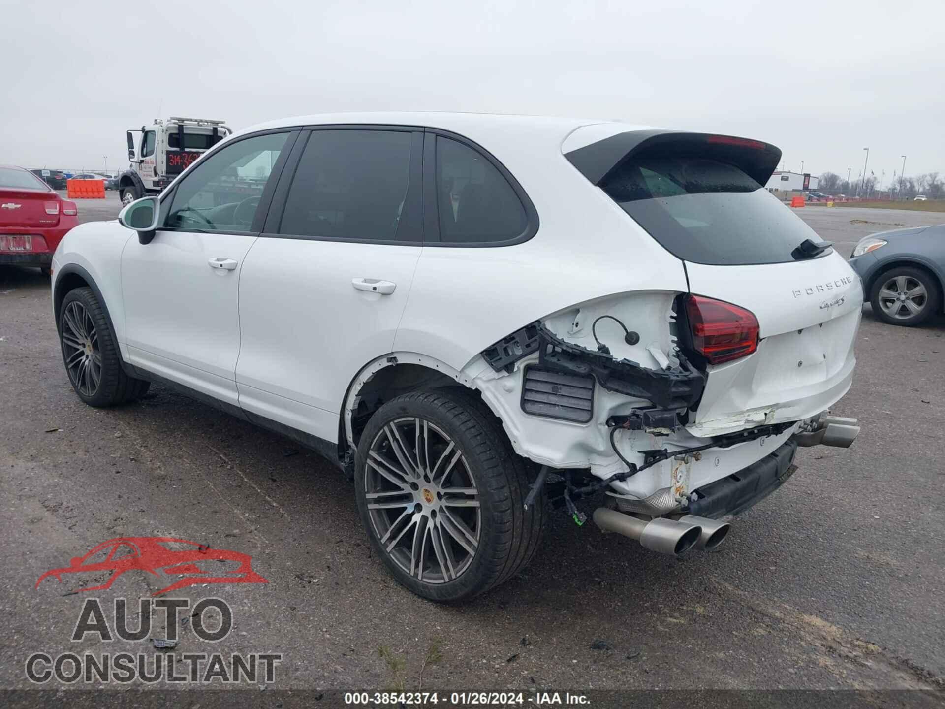 PORSCHE CAYENNE 2016 - WP1AB2A27GLA96226