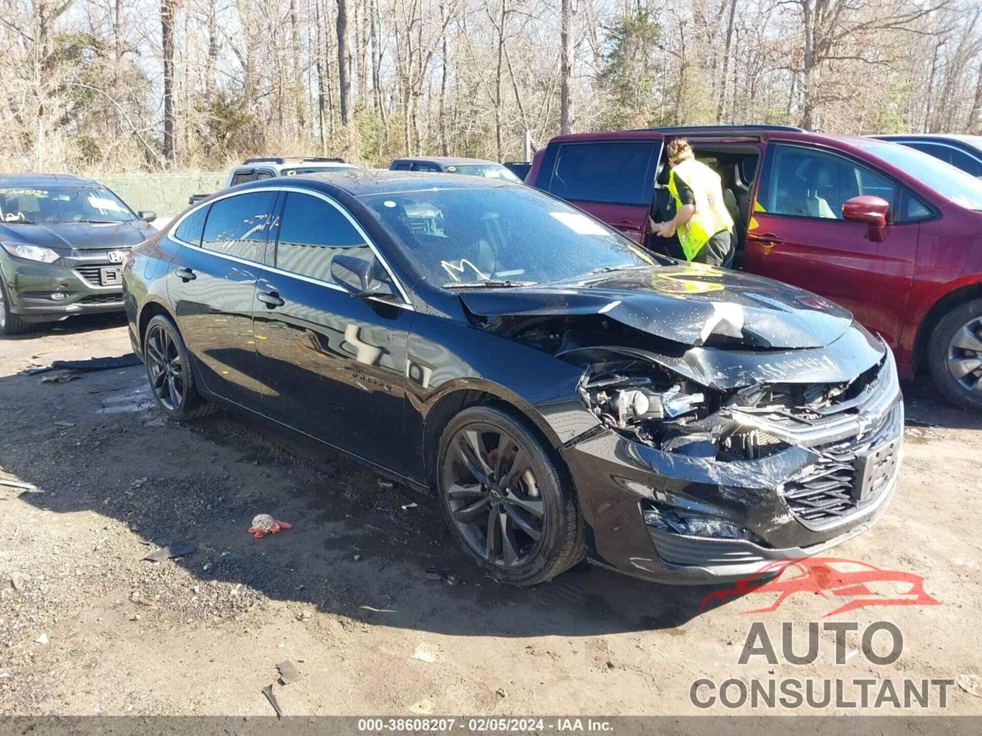 CHEVROLET MALIBU 2020 - 1G1ZD5ST5LF155492