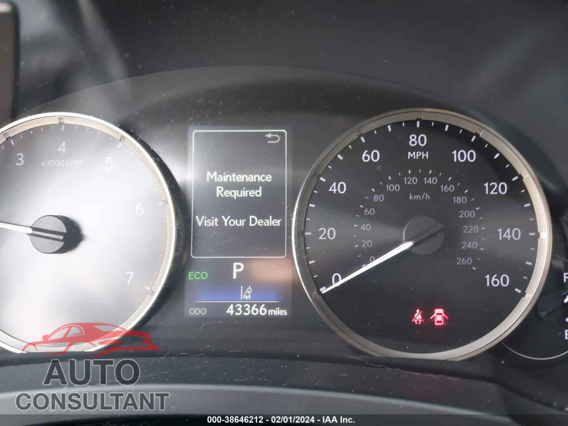 LEXUS IS 2019 - JTHBA1D23K5095875