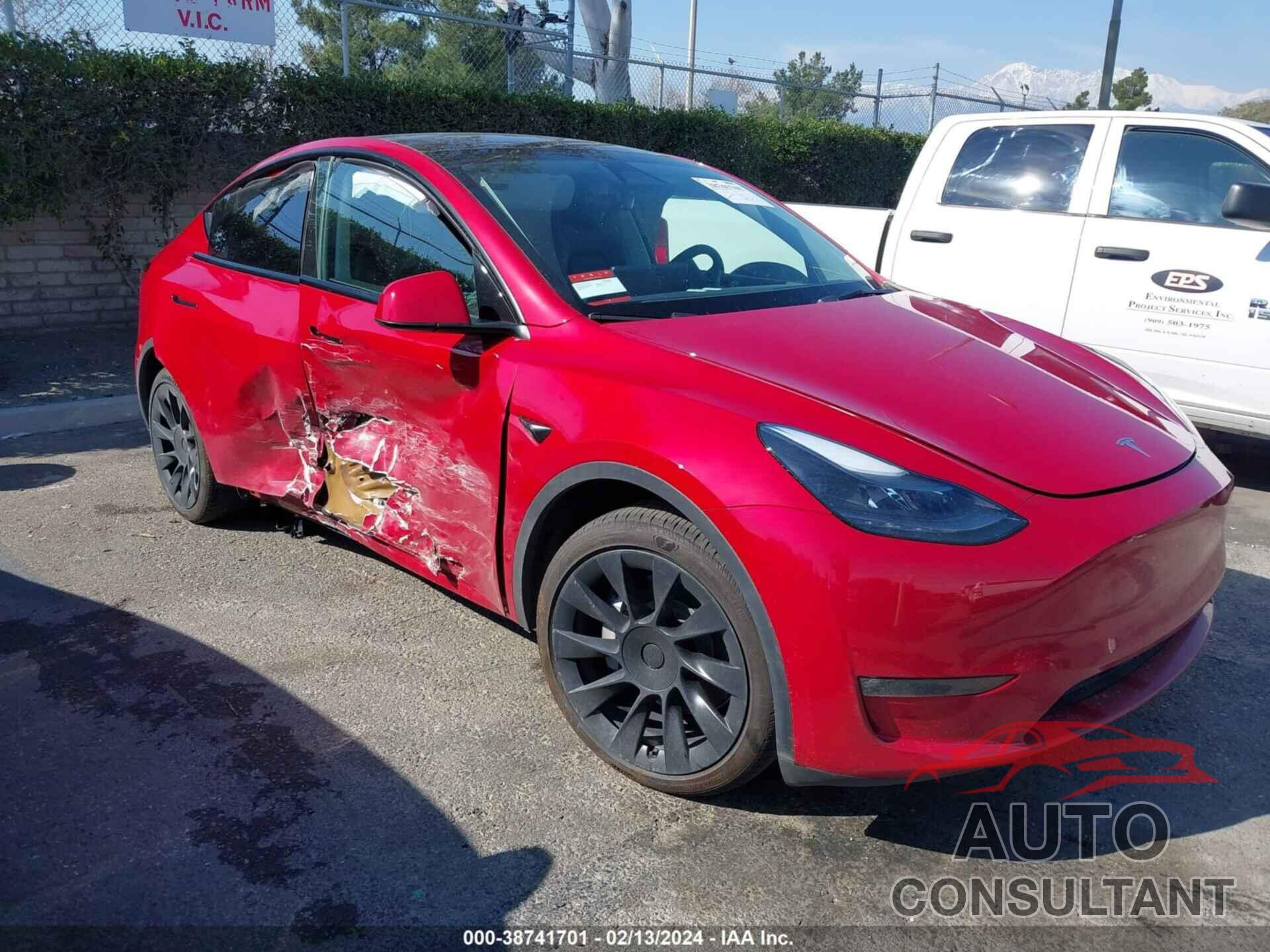 TESLA MODEL Y 2023 - 7SAYGDEE8PF817063