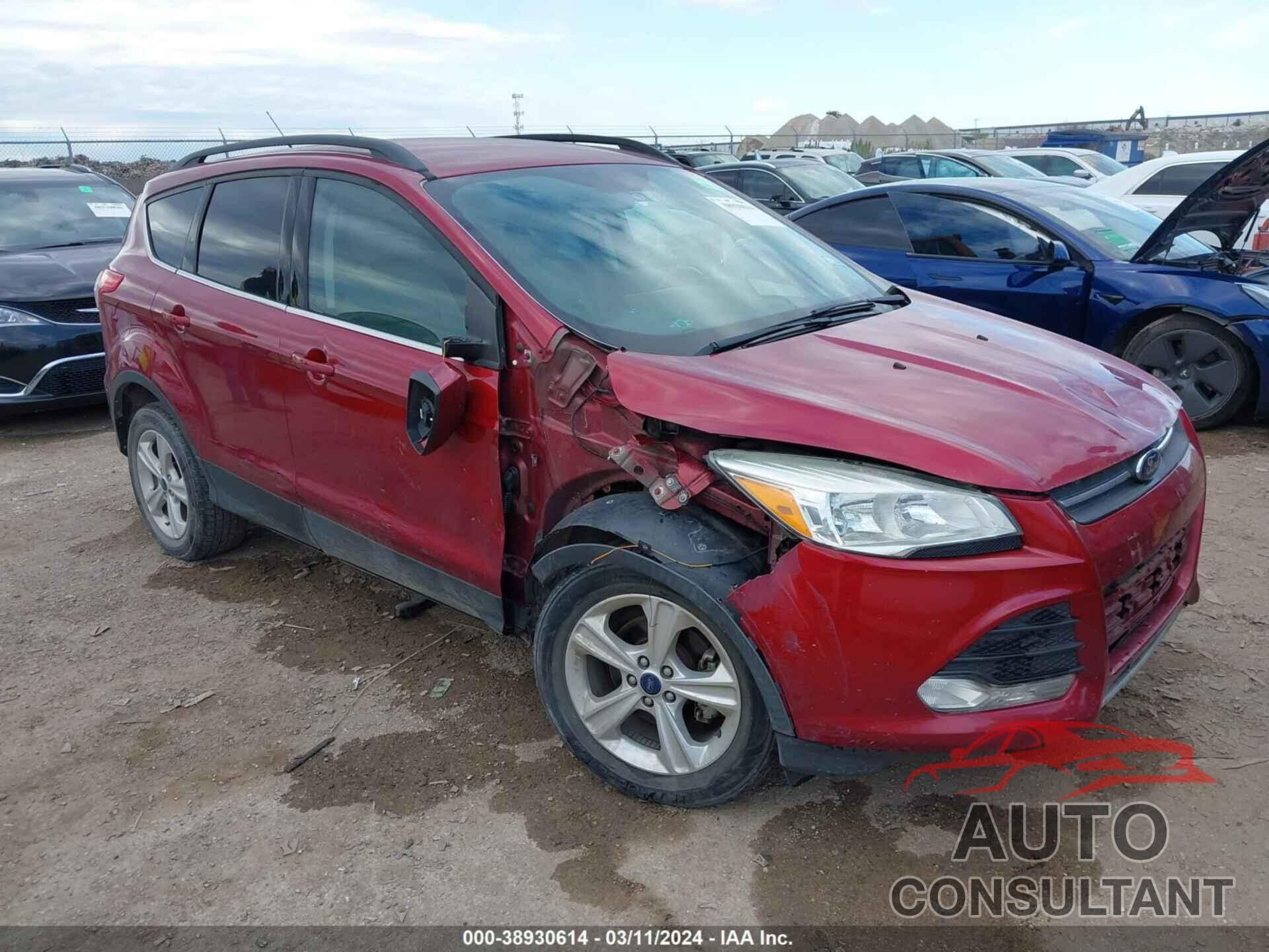 FORD ESCAPE 2016 - 1FMCU0GX7GUB37049