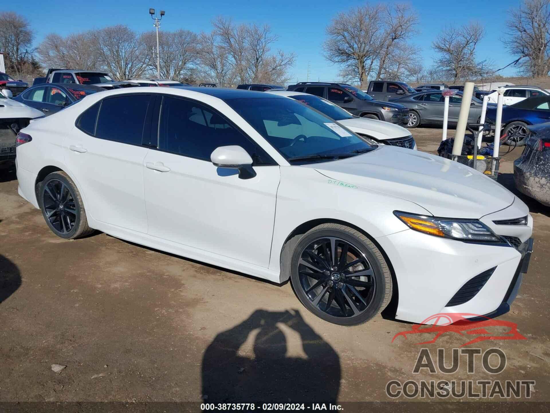 TOYOTA CAMRY 2018 - 4T1BZ1HK2JU506493