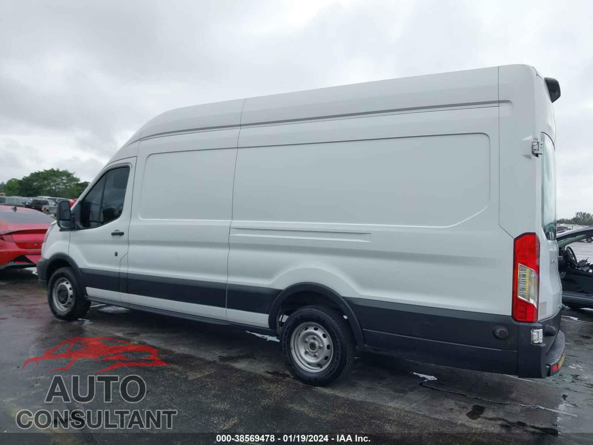 FORD TRANSIT 2018 - 1FTYR3XM1JKB25324
