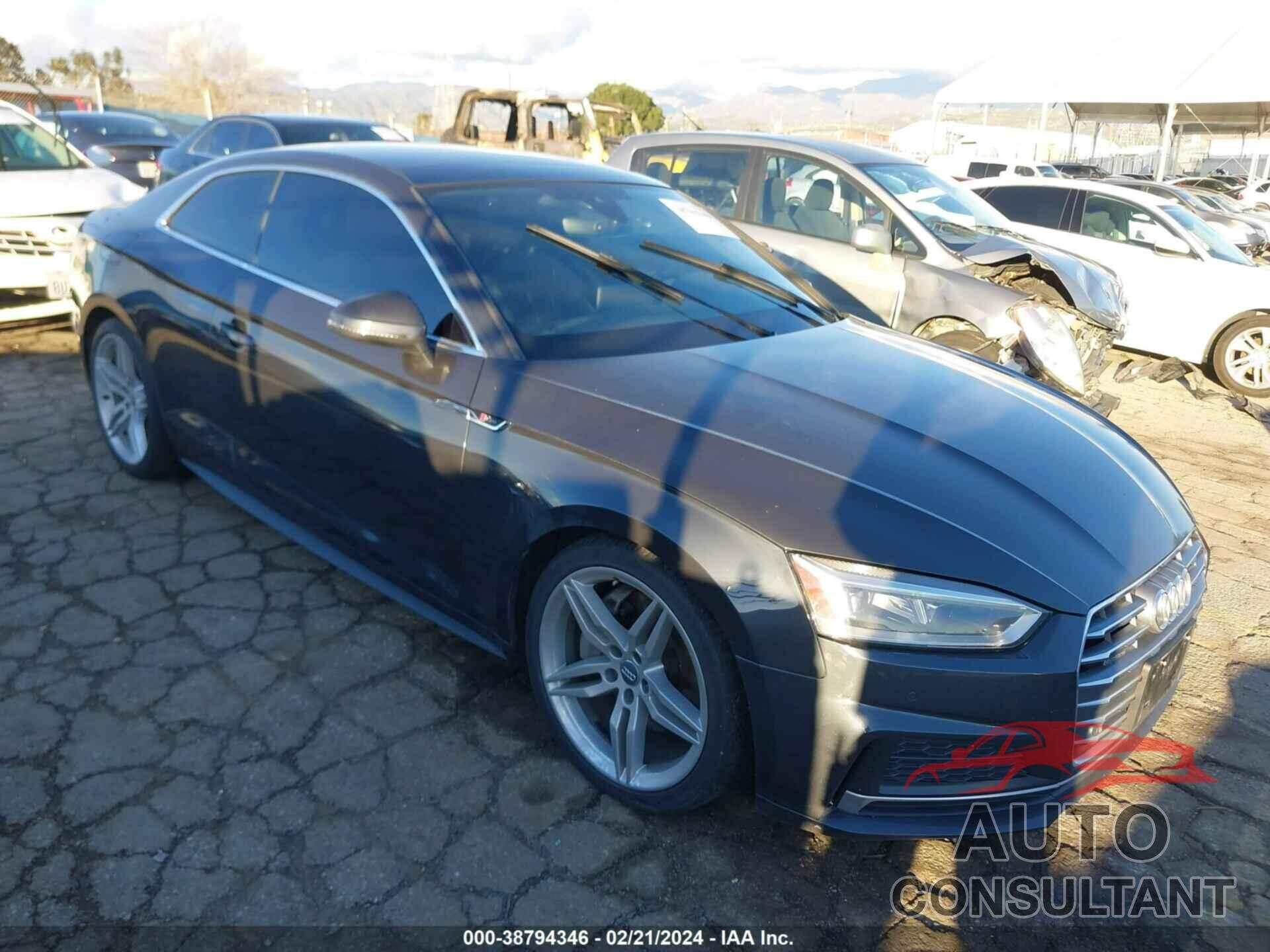 AUDI A5 2018 - WAUTNAF59JA071262