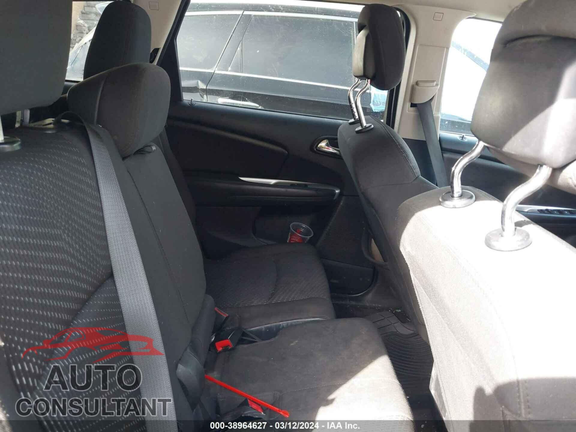 DODGE JOURNEY 2017 - 3C4PDCBB2HT696992