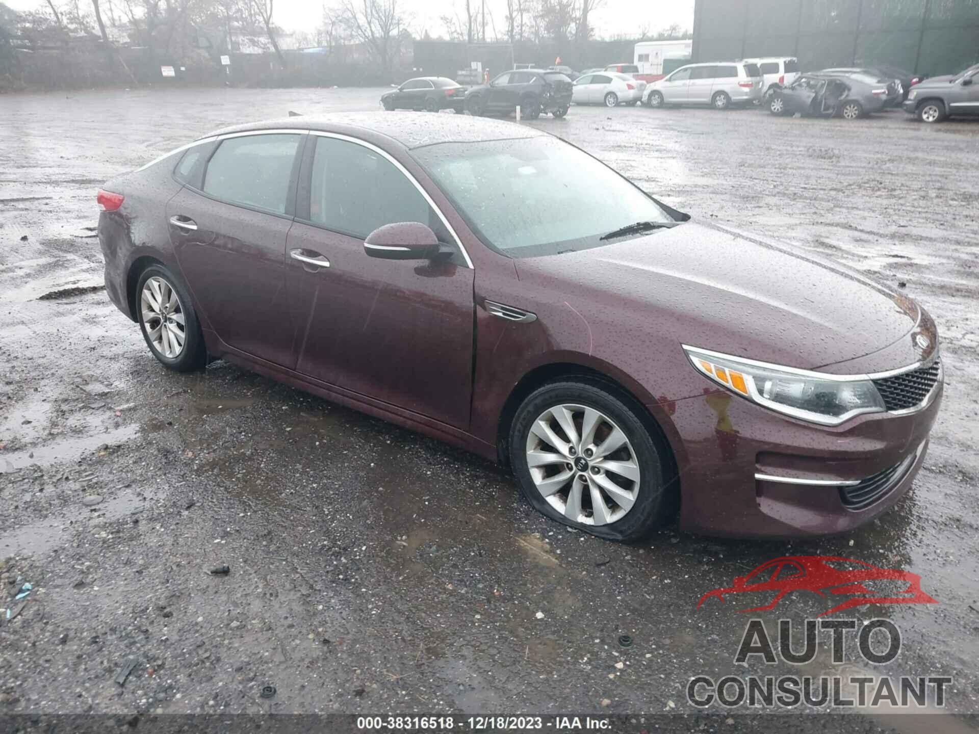 KIA OPTIMA 2018 - 5XXGT4L38JG271522