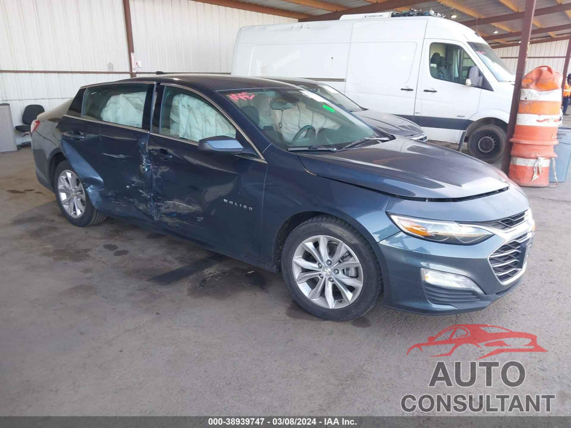 CHEVROLET MALIBU 2020 - 1G1ZD5ST8LF066273