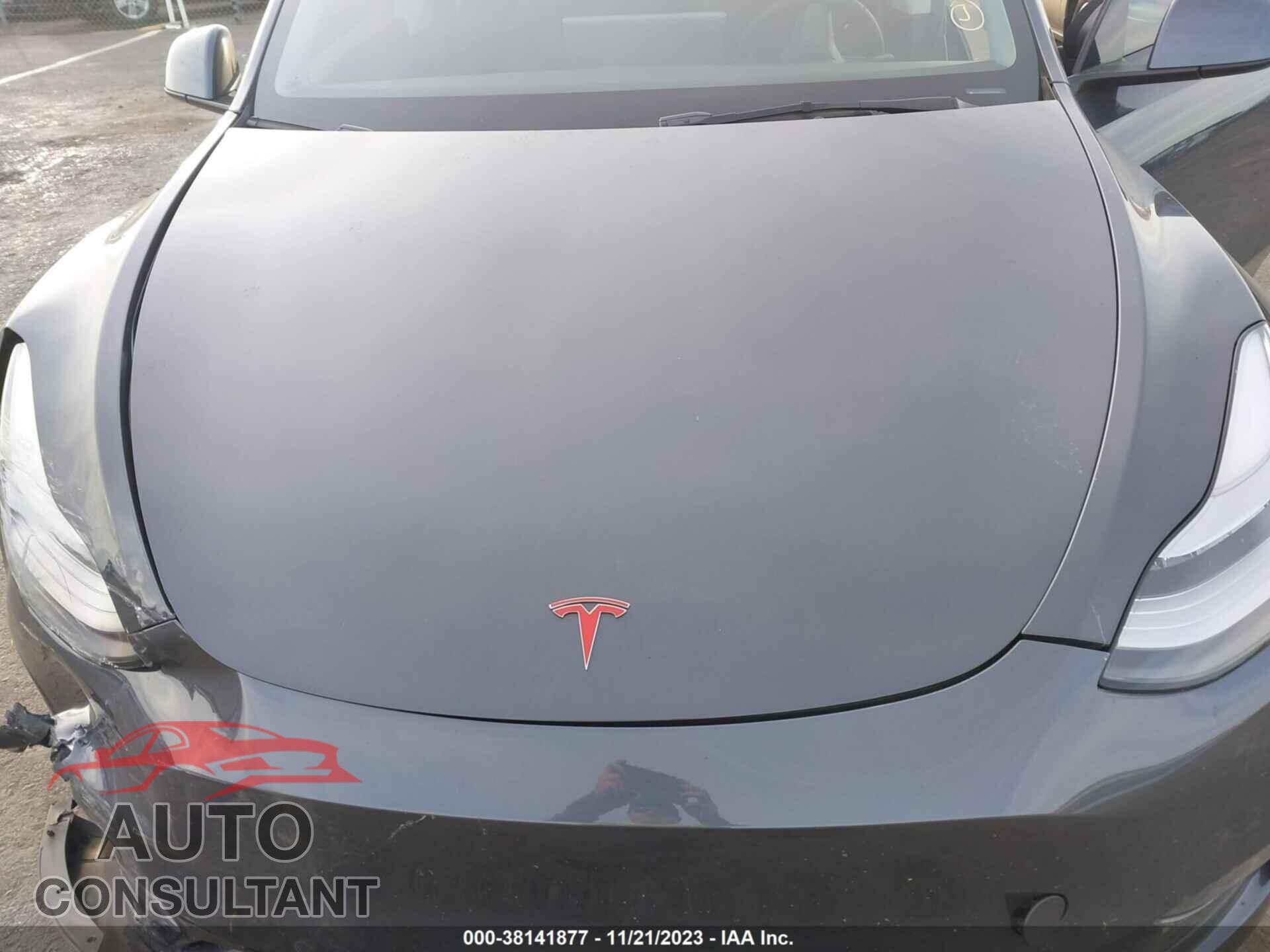 TESLA MODEL Y 2021 - 5YJYGAEE7MF180139