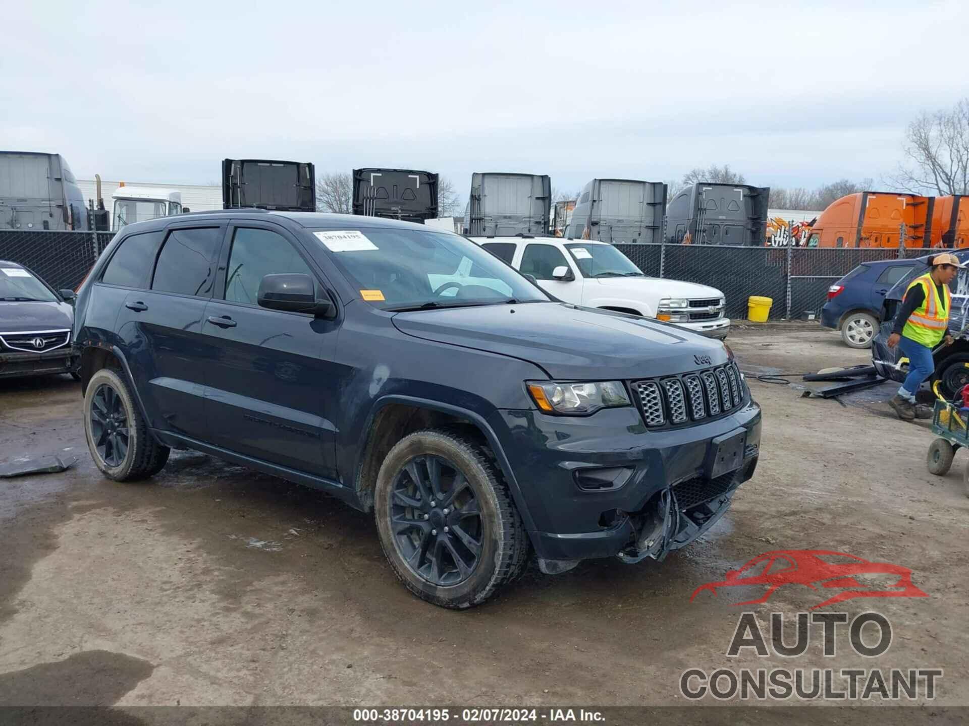 JEEP GRAND CHEROKEE 2018 - 1C4RJFAG6JC272720