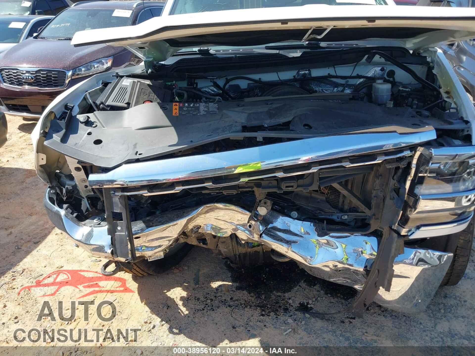 CHEVROLET SILVERADO 1500 2018 - 3GCUKSEC1JG325599
