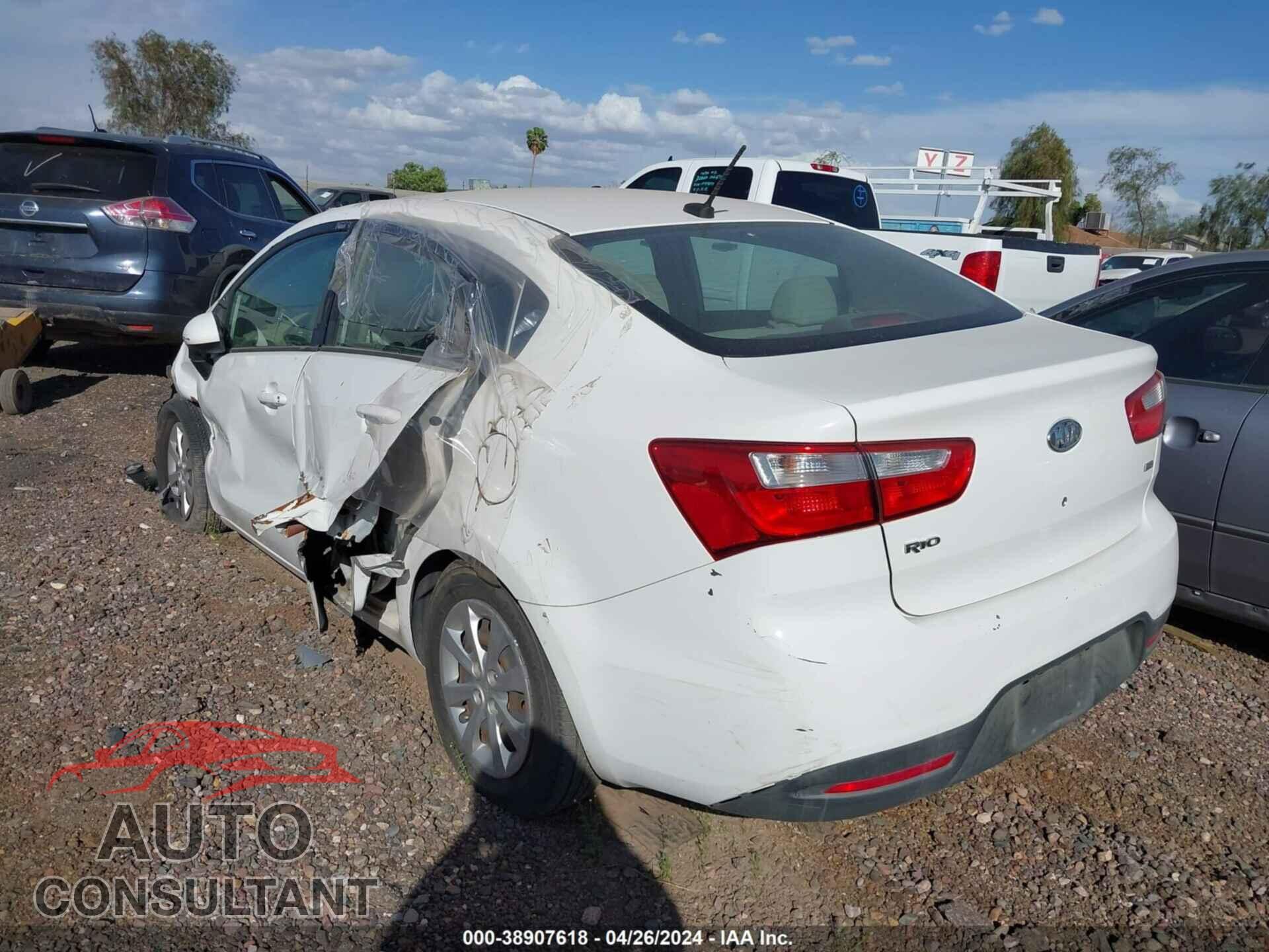 KIA RIO 2012 - KNADM4A30C6077391
