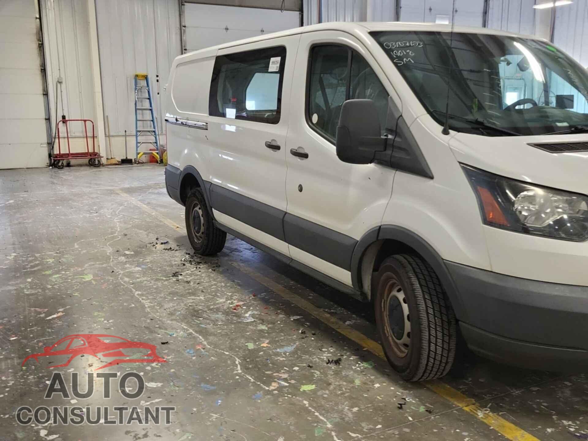 FORD TRANSIT 2017 - 1FTYR1YM3HKA37341