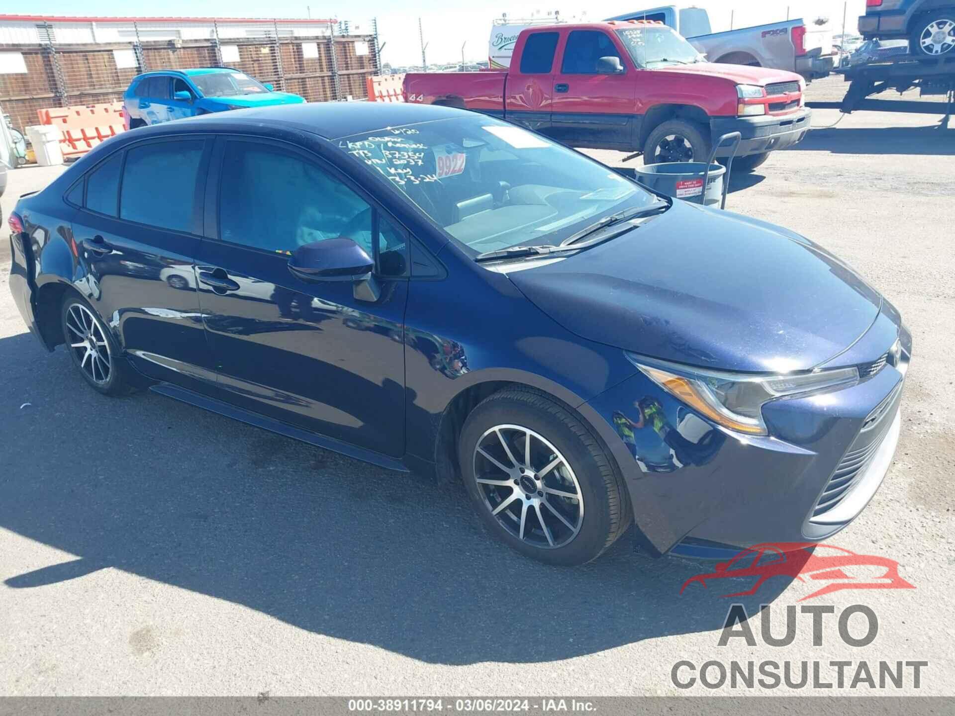 TOYOTA COROLLA 2023 - 5YFB4MDE4PP072037