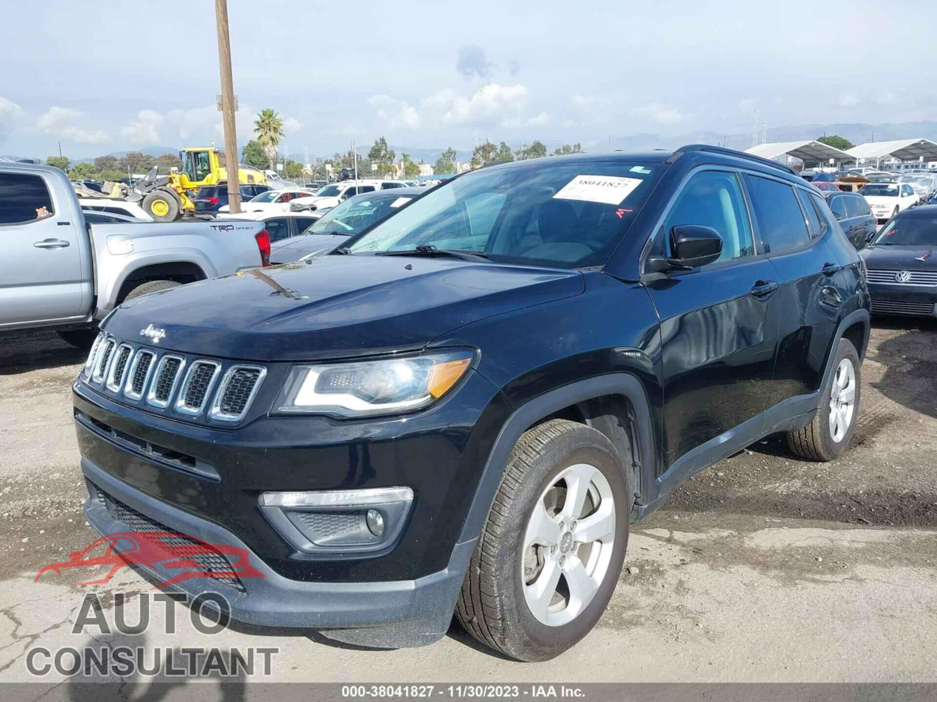 JEEP COMPASS 2018 - 3C4NJCBB5JT266492