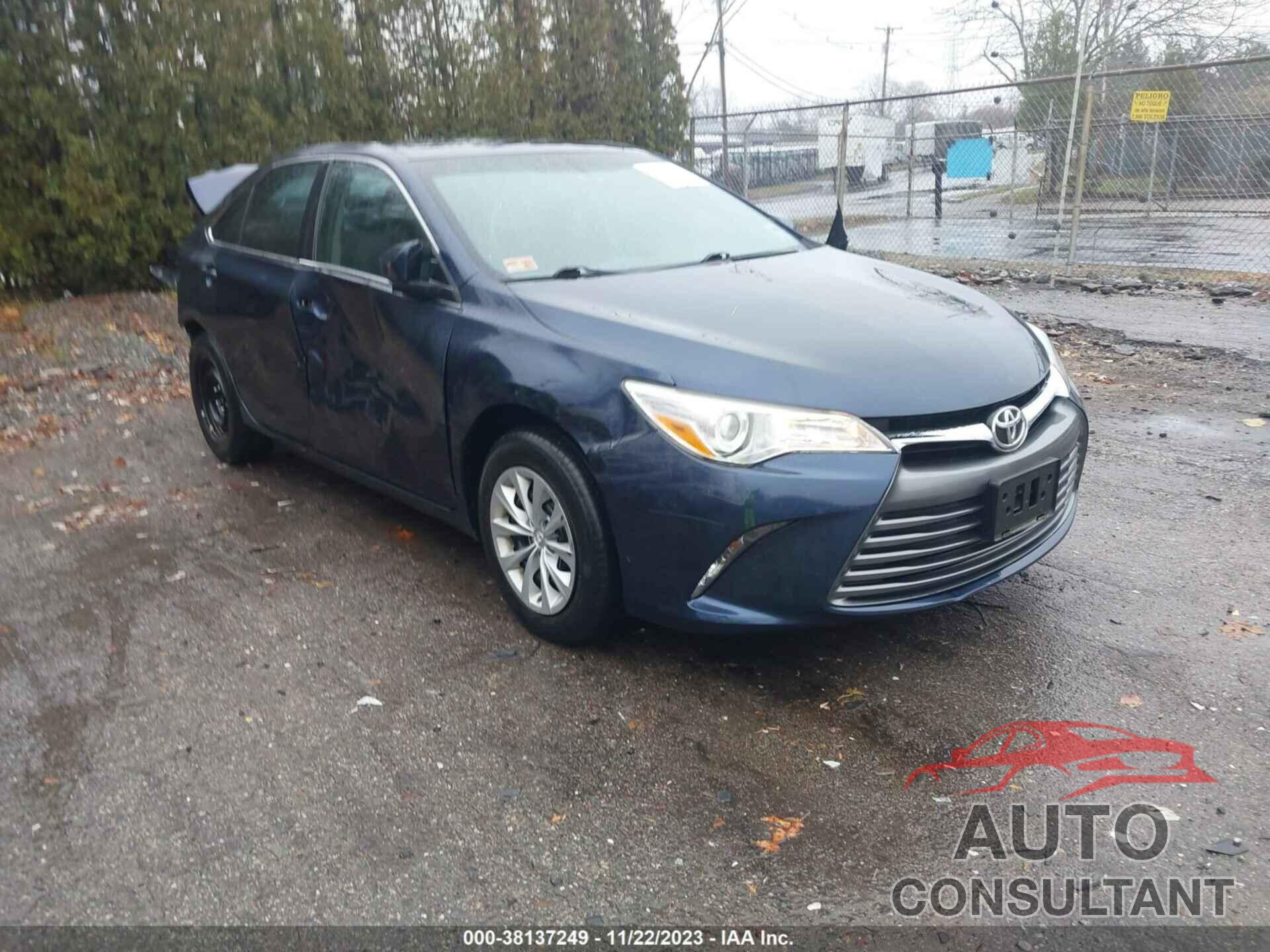 TOYOTA CAMRY 2016 - 4T4BF1FK7GR568207