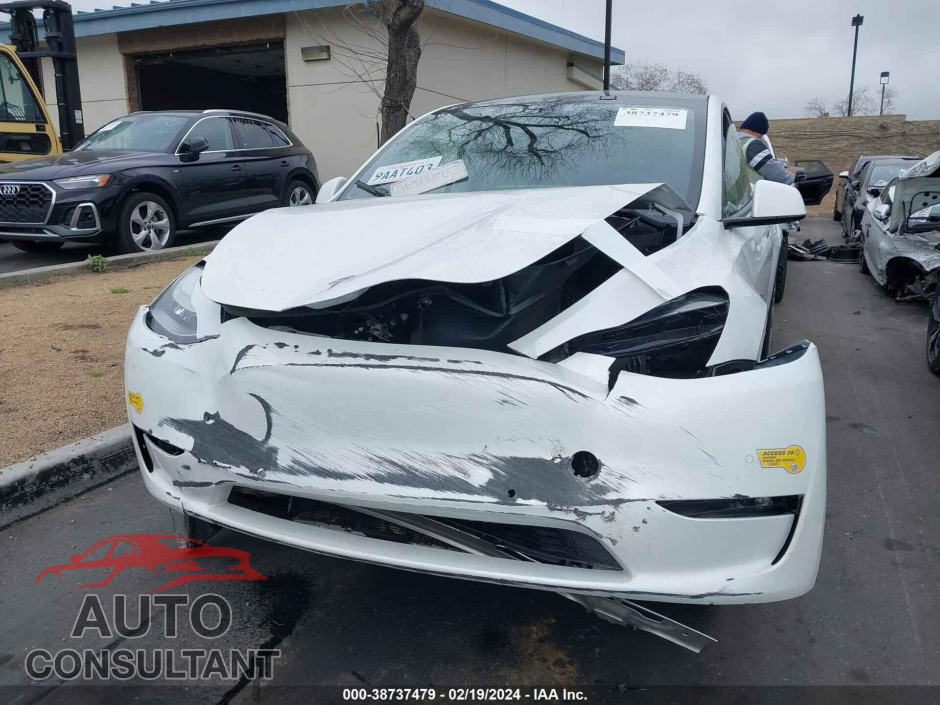 TESLA MODEL Y 2022 - 7SAYGDEE2NF360764