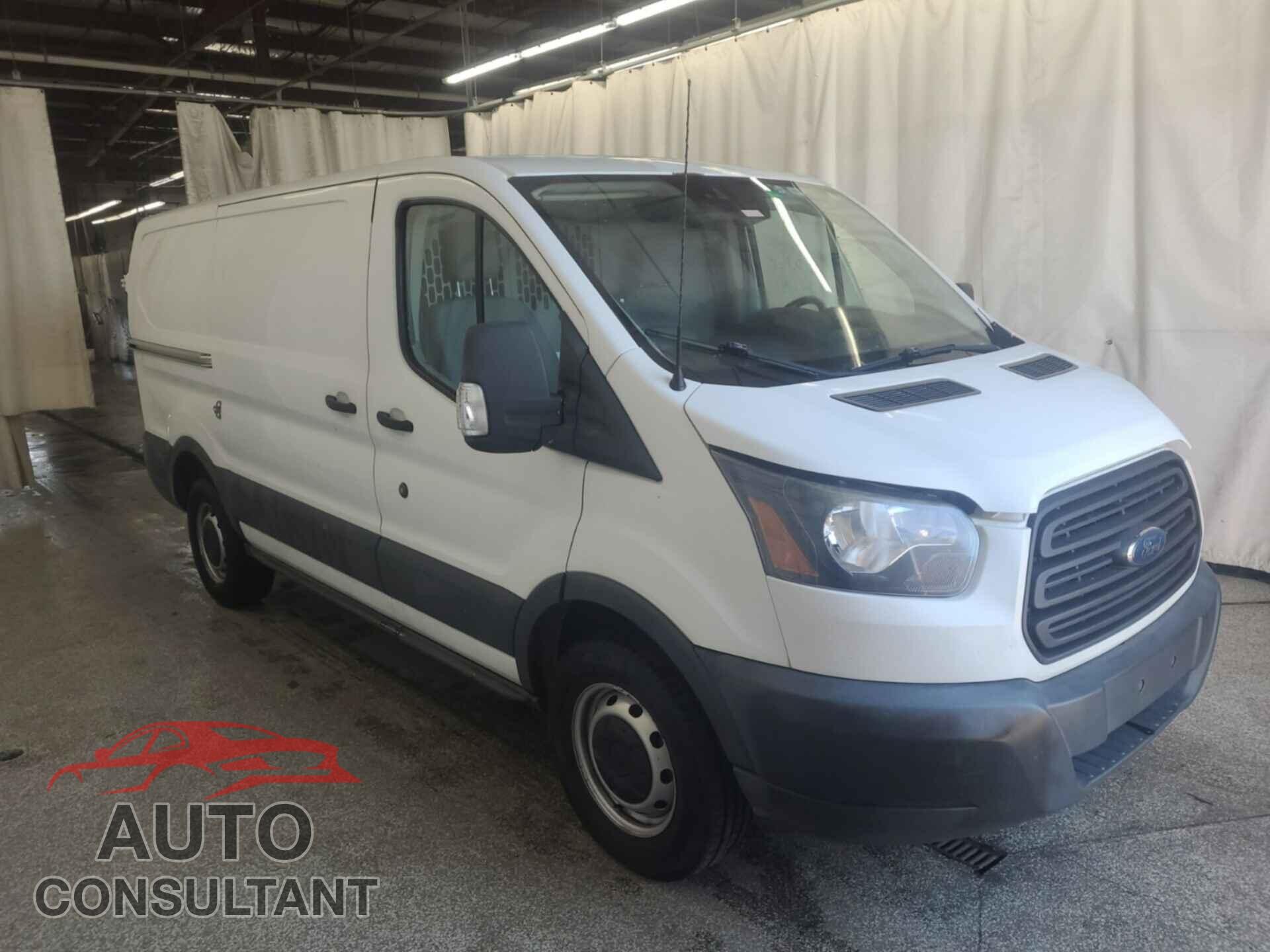 FORD TRANSIT-250 2017 - 1FTYR1YM9HKA91064