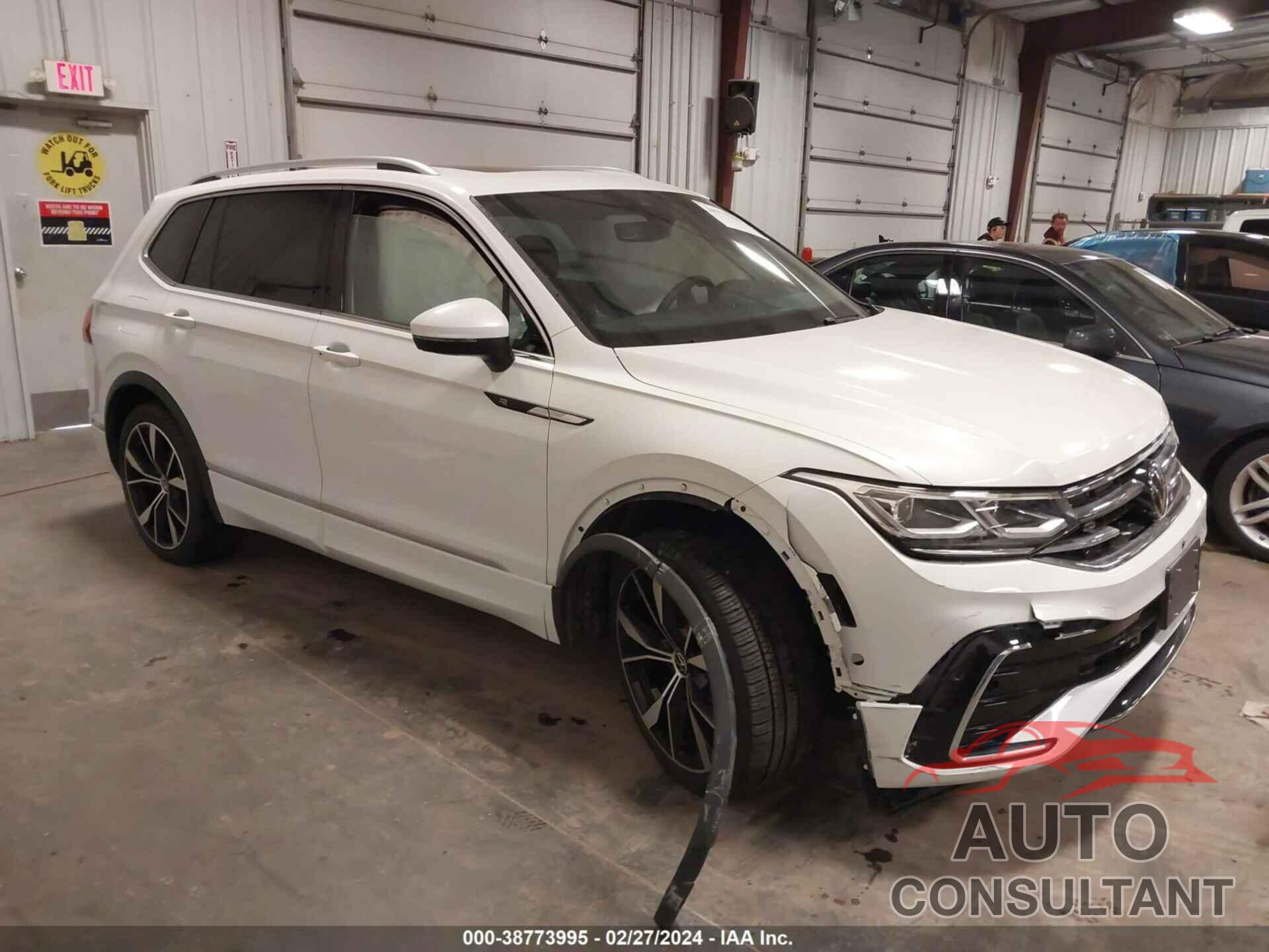 VOLKSWAGEN TIGUAN 2022 - 3VV4B7AXXNM173370